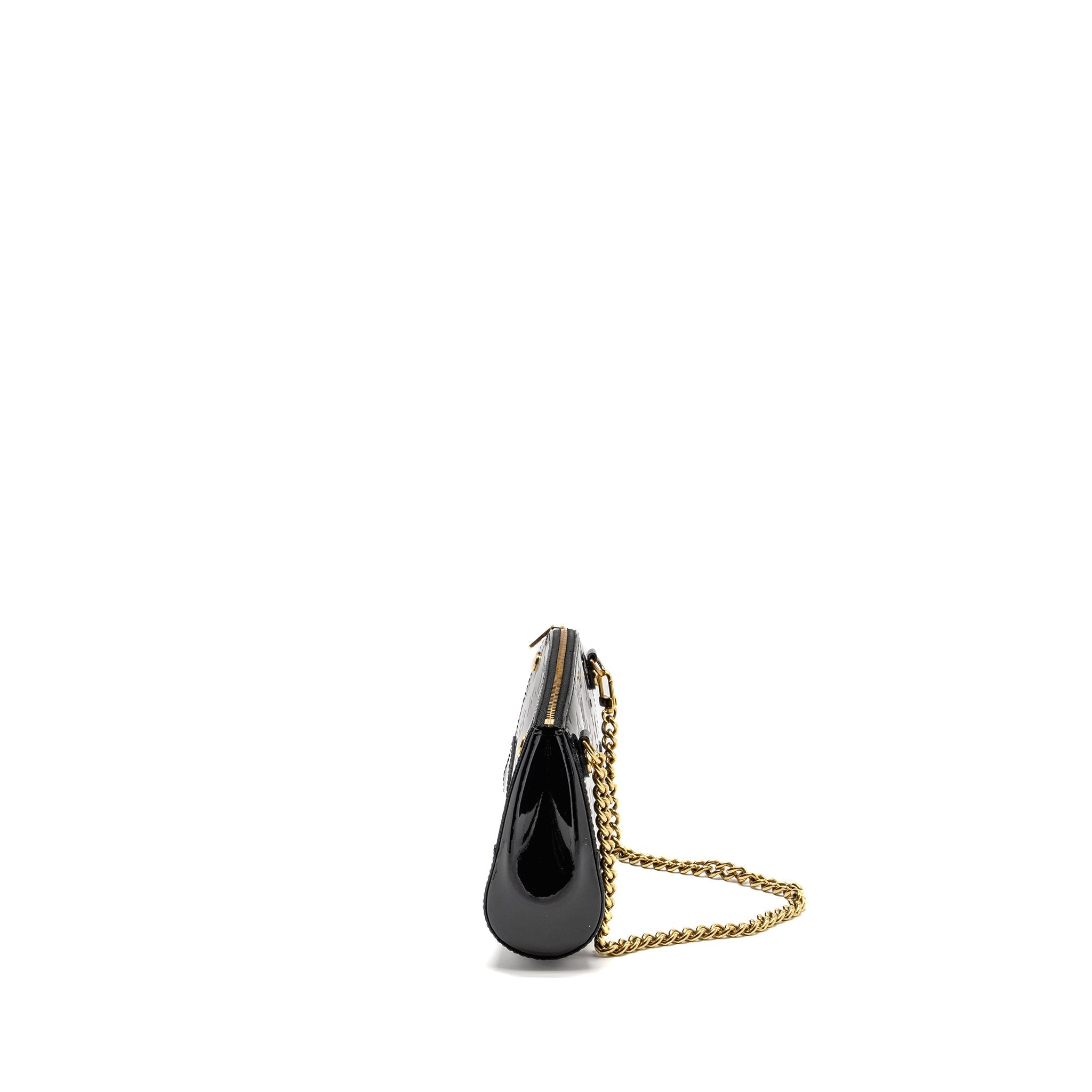 LOUIS VUITTON VERNIS SANTA MONICA CLUTCH PATENT BLACK GHW