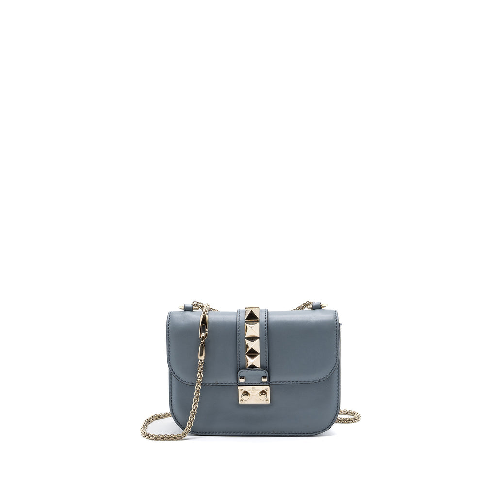 VALENTINO GARAVANI ROCKSTUD GLAM LOCK CHAIN BAG LEATHER LIGHT BLUE LGHW