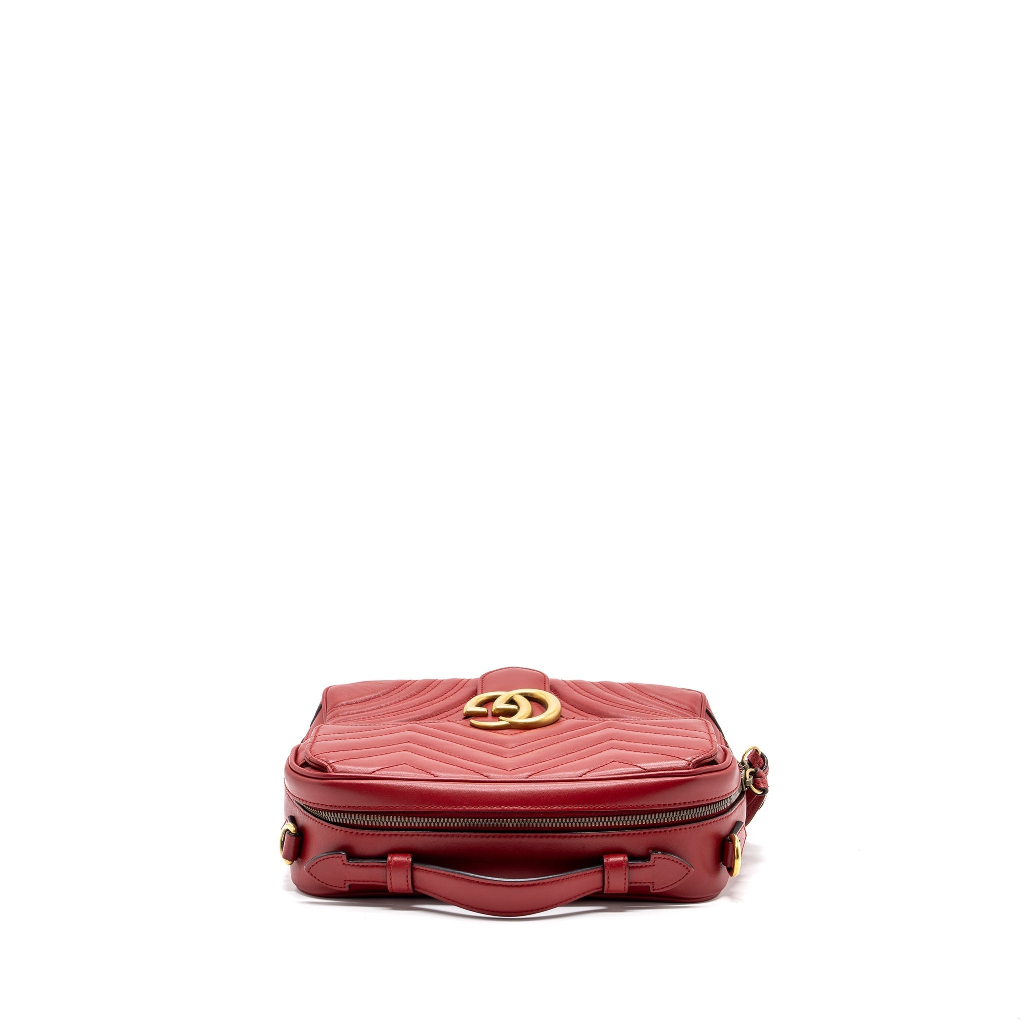 GUCCI GG MARMONT MATELASSE SHOULDER BAG CALFSKIN RED GHW
