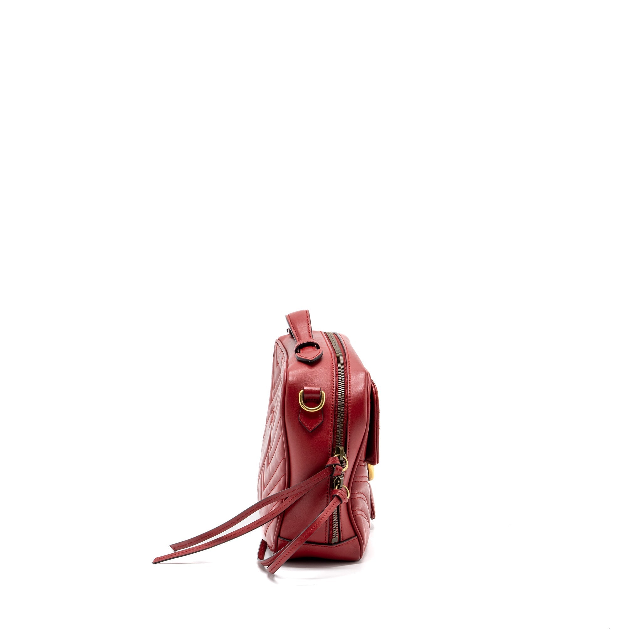 GUCCI GG MARMONT MATELASSE SHOULDER BAG CALFSKIN RED GHW