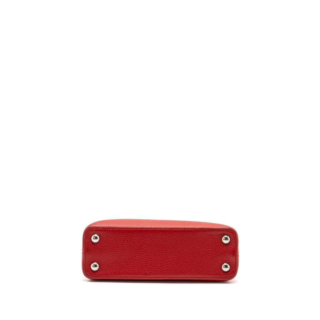 LOUIS VUITTON CAPUCINES BB TAURILLON RED GHW