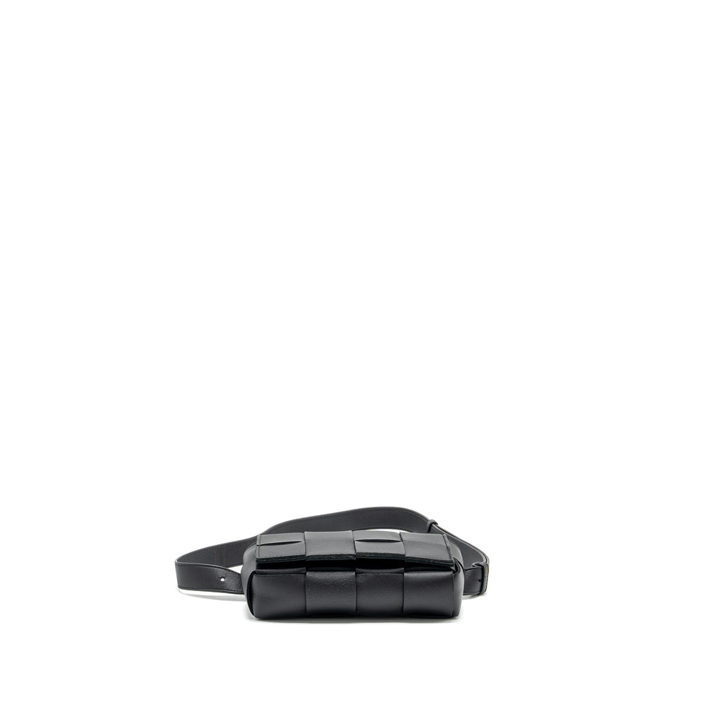 BOTTEGA VENETA CASSETTE BELT BAG LAMBSKIN BLACK GHW