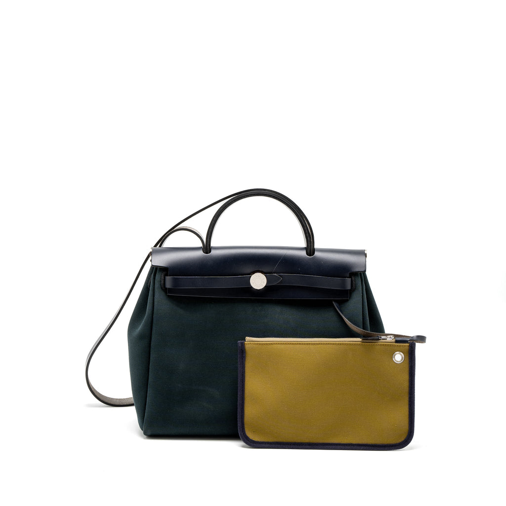 HERMES HERBAG 31 ZIP BAG CANVAS/VACHE HUNTER VERT CYPRES/VERT OLIVE/BLUE INDIGO SHW