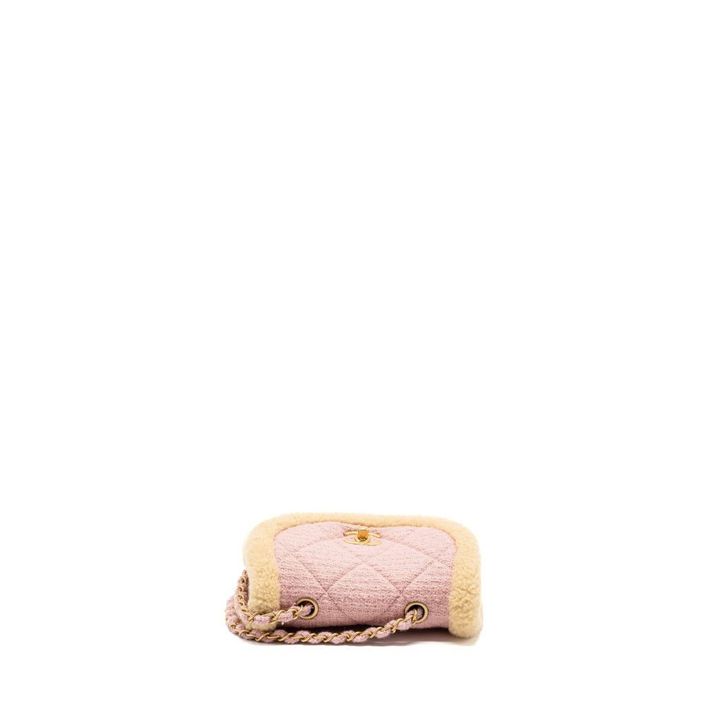 CHANEL 22K COZY COCO ROUND FLAP BAG TWEED/ SHEARLING PINK GHW(MICROCHIP)