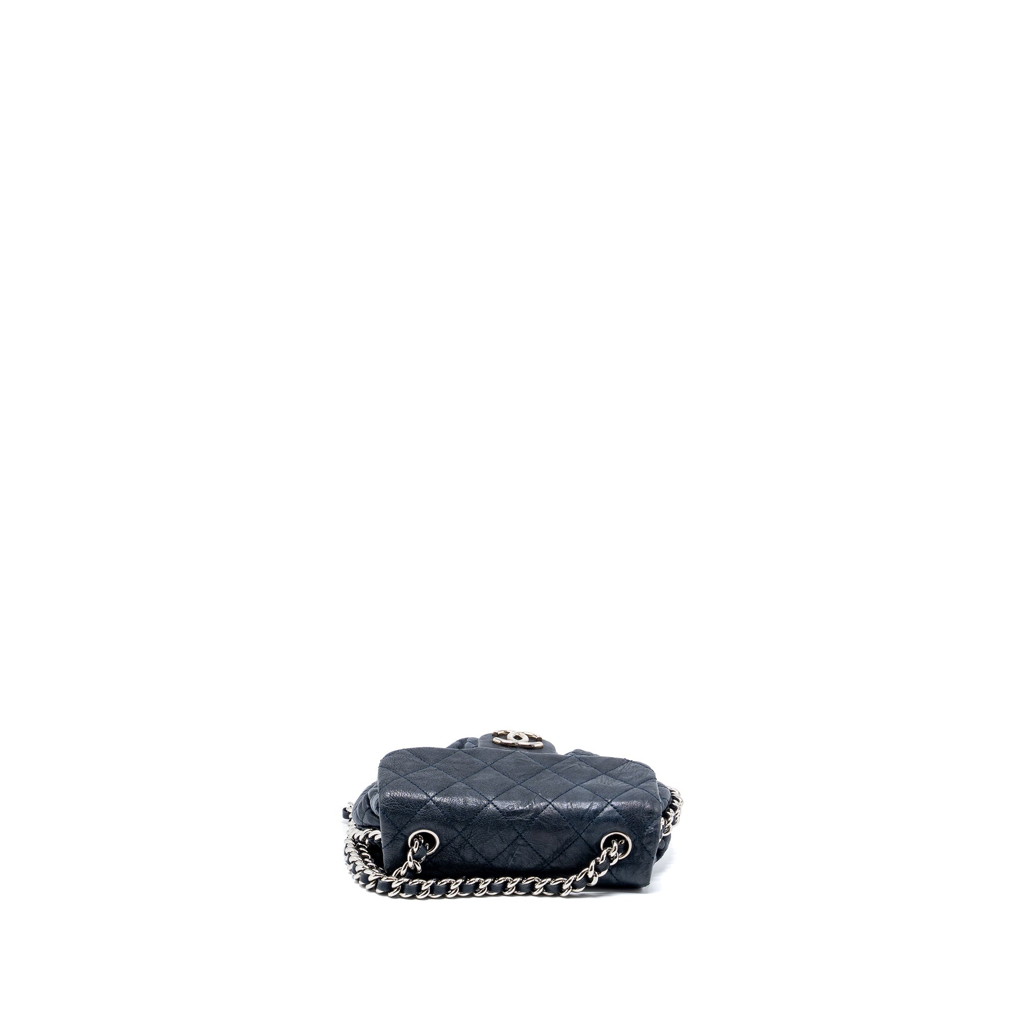 CHANEL MINI ROUND FLAP BAG WITH CHAIN AGED CALFSKIN NAVY SHW