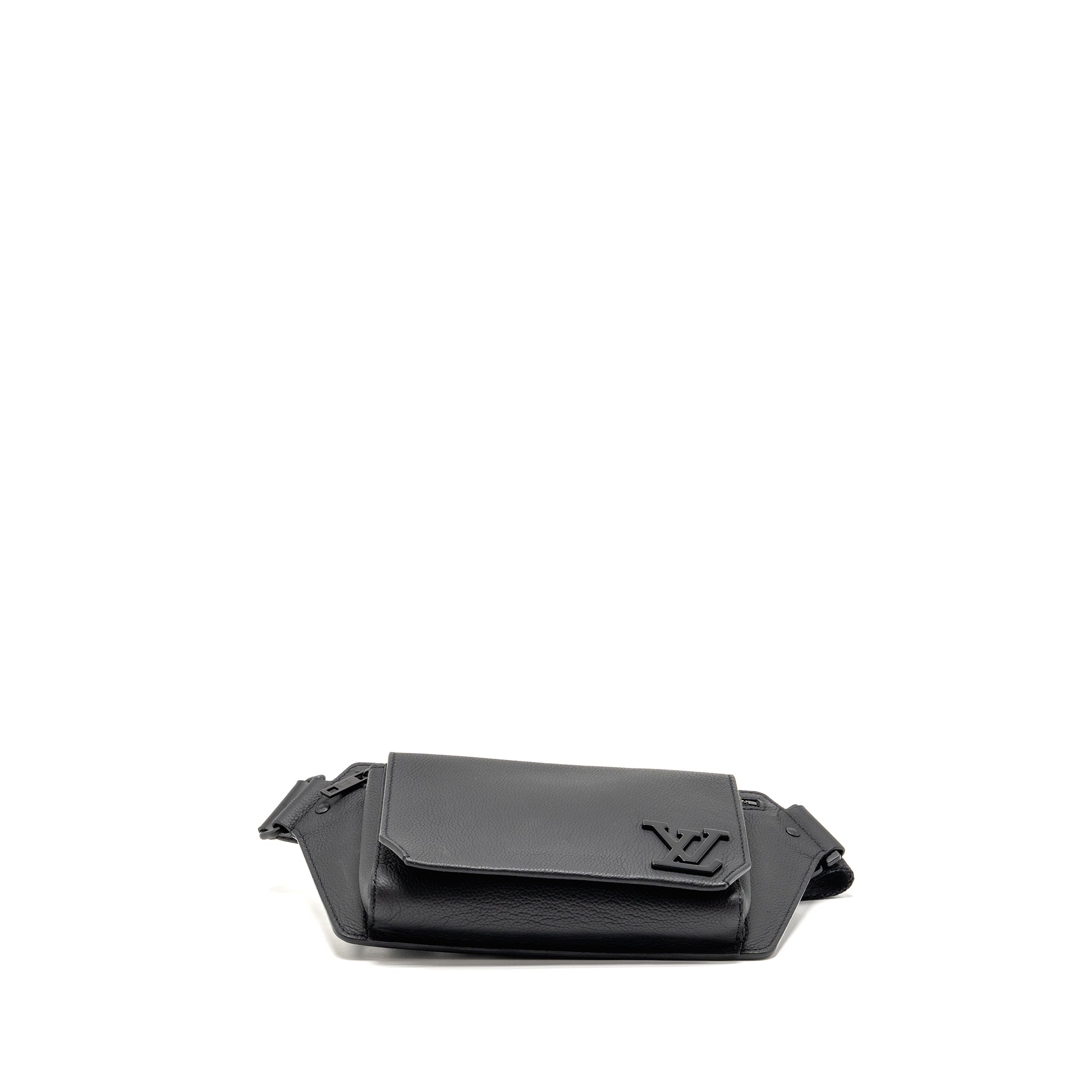 LOUIS VUITTON AEROGRAM TAKEOFF SLING BLACK GRAINED CALFSKIN BLACK HARDWARE