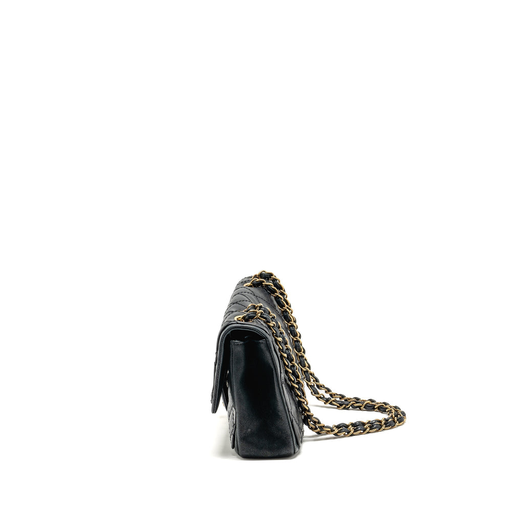 CHANEL QUILTED FLAP BAG CALFSKIN DARK BLUE GHW