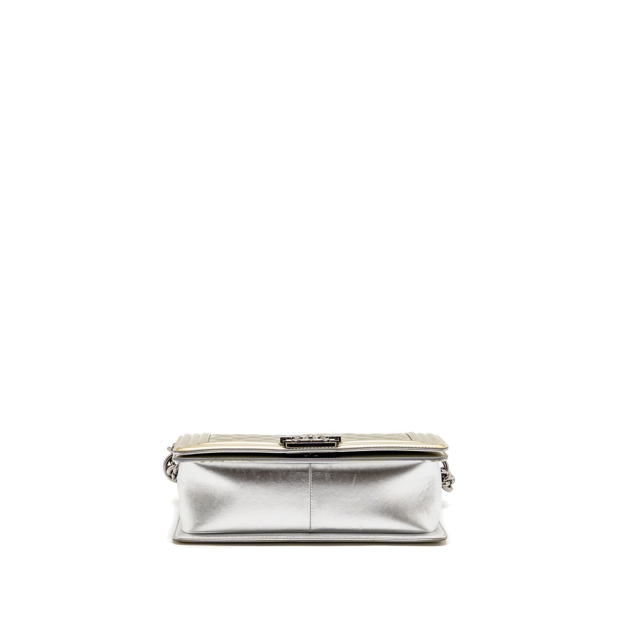 CHANEL MEDIUM BOY BAG METALLIC PATENT CALFSKIN/METALLIC LAMBSKIN GOLD/SILVER SHW