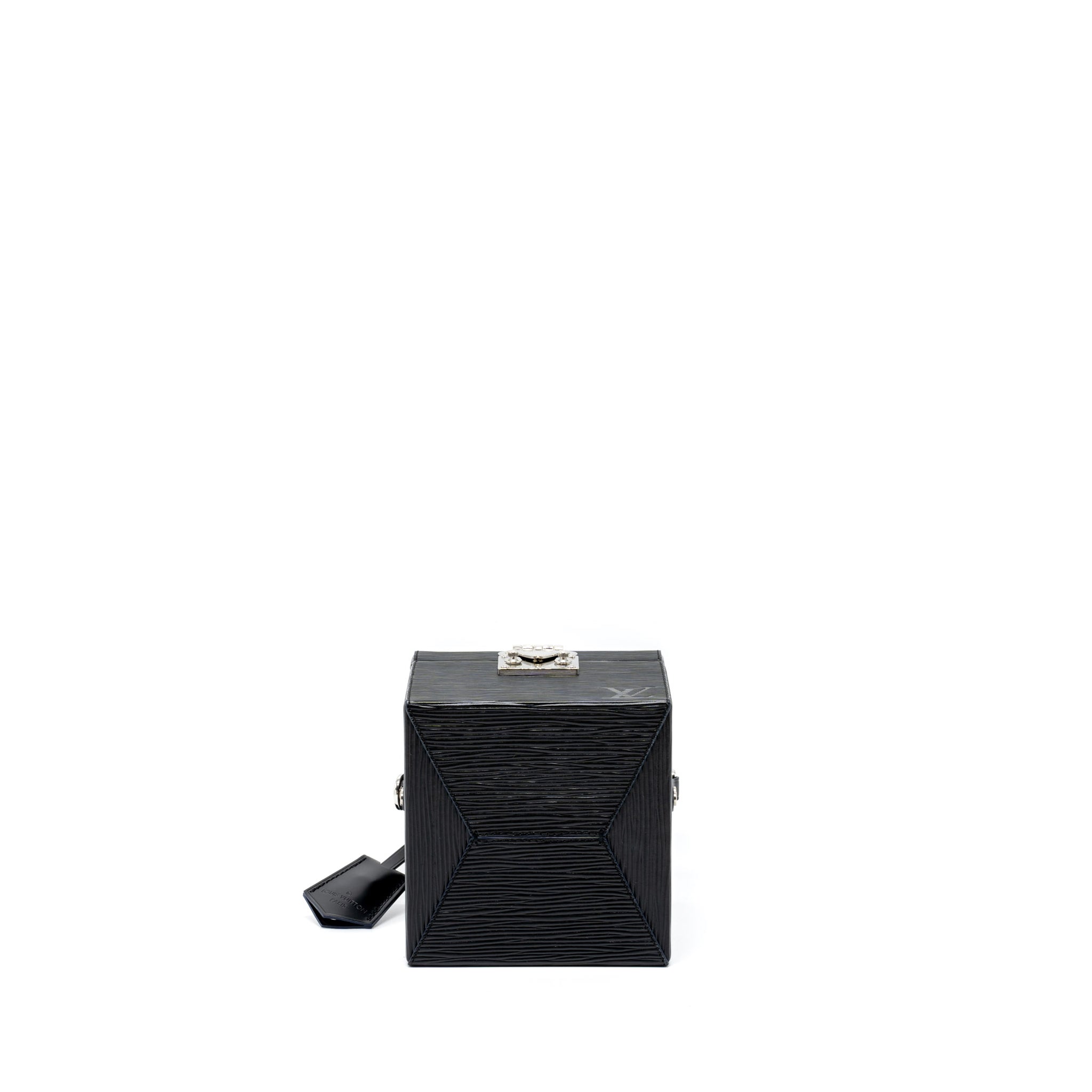LOUIS VUITTON BLEECKER BOX BAG EPI BLACK SHW