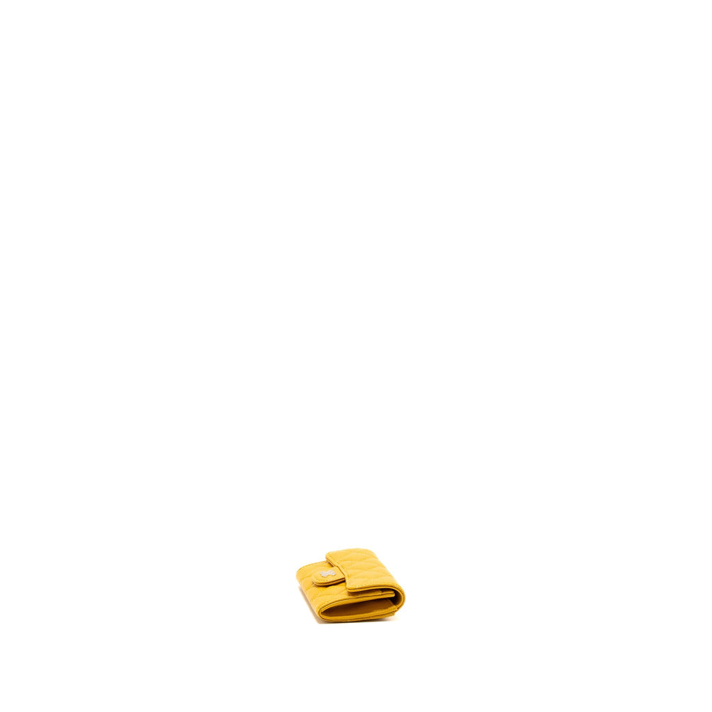 CHANEL 22A CLASSIC FLAP CARD HOLDER CAVIAR YELLOW GHW(MICROCHIP)