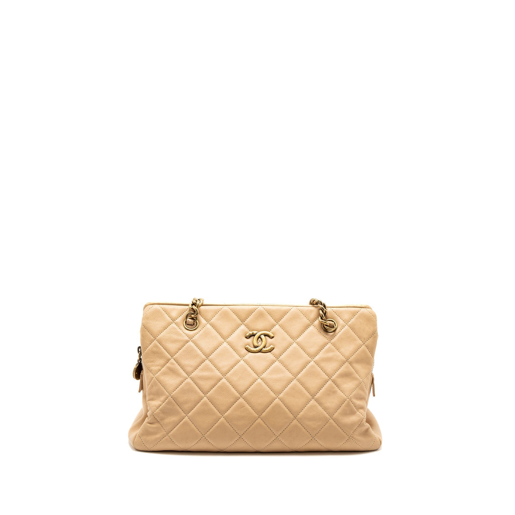 CHANEL SHOPPING TOTE CALFSKIN BEIGE GHW