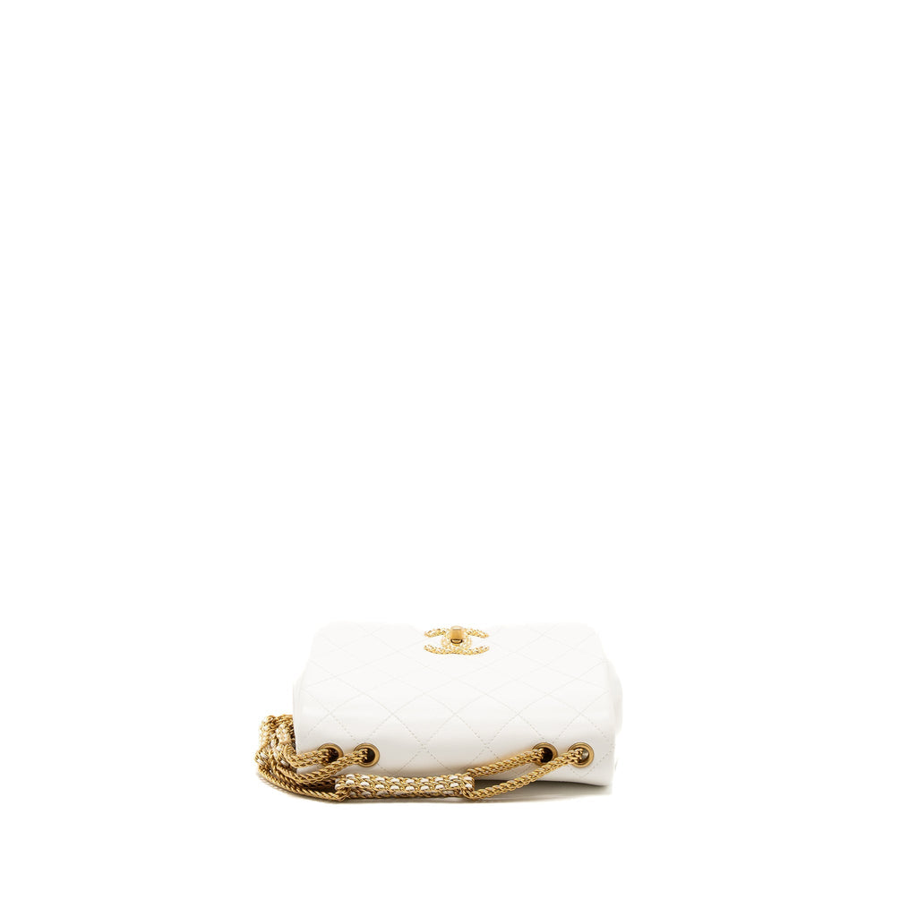 CHANEL FLAP BAG WITH DETAILED CC LOGO CALFSKIN WHITE BRUSHED GHW