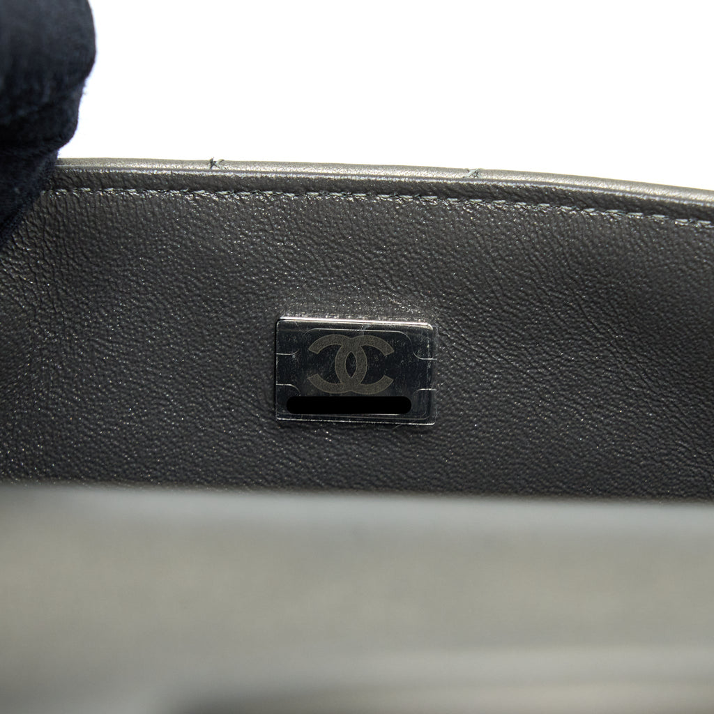 CHANEL 21B MINI RECTANGULAR FLAP BAG CALFSKIN METALLIC SILVER WITH SHINY RUTHENIUM HARDWARE (MICROCHIP)