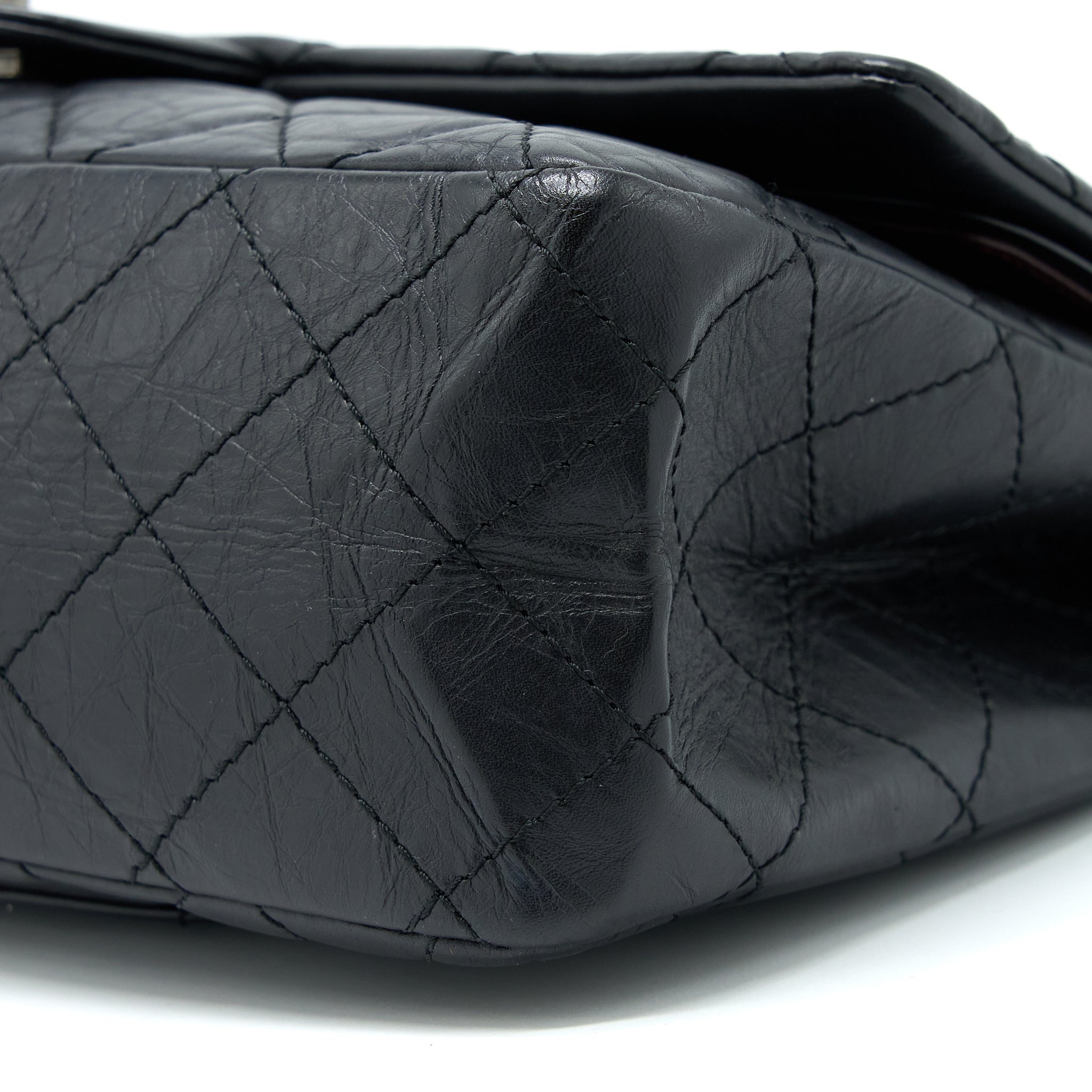 CHANEL 2.55 REISSUE 227 AGED CALFSKIN BLACK RUTHENIUM SHW