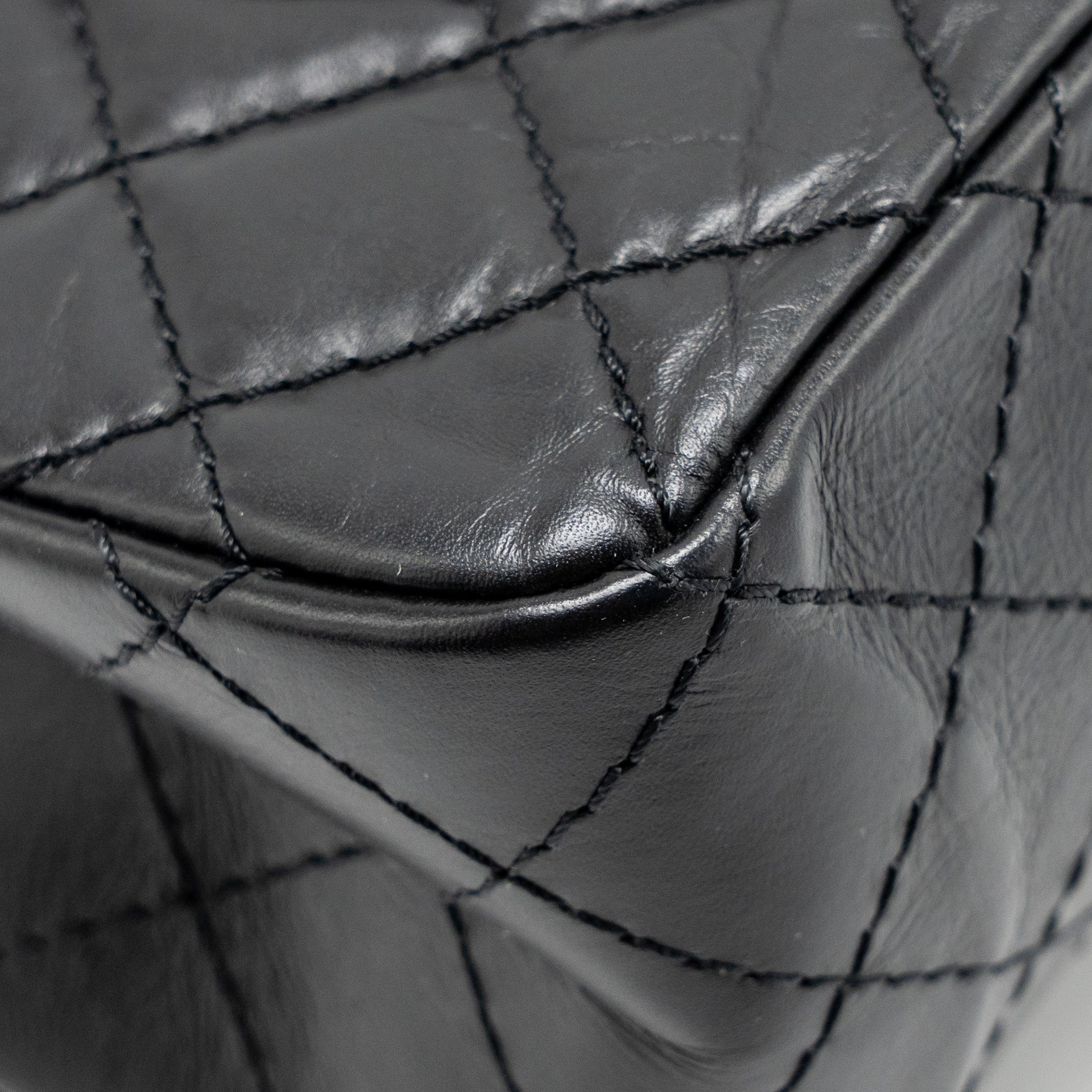 CHANEL SMALL 2.55 REISSUE FLAP BAG AGED CALFSKIN BLACK GHW