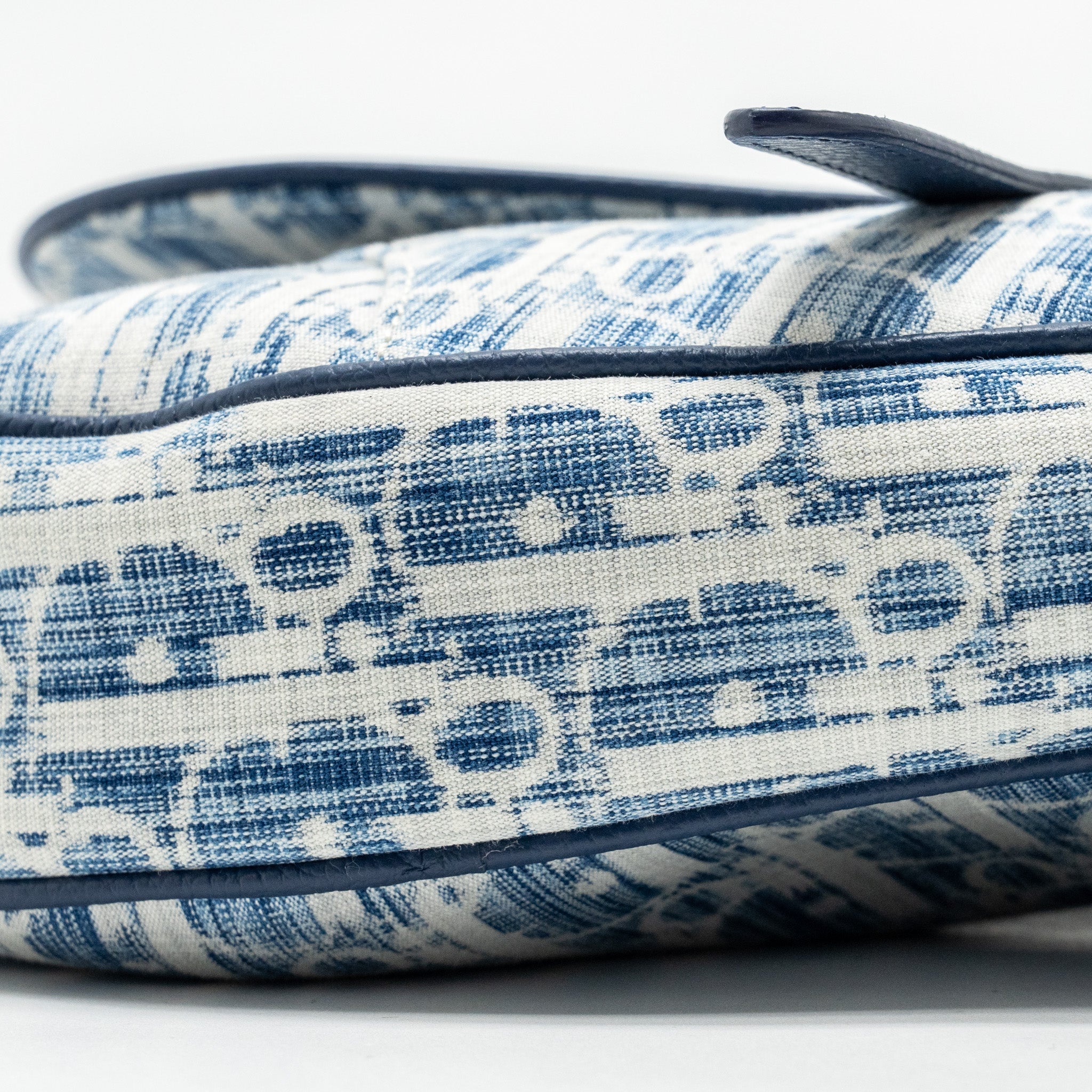 DIOR HOMME SADDLE BAG OBLIQUE KASURI BLUE/MULTICOLOUR SHW