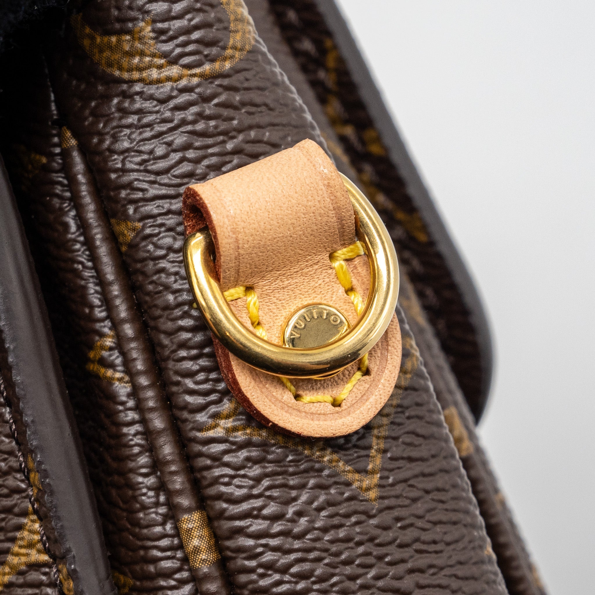 LOUIS VUITTON POCHETTE MÉTIS MONOGRAM CANVAS GHW
