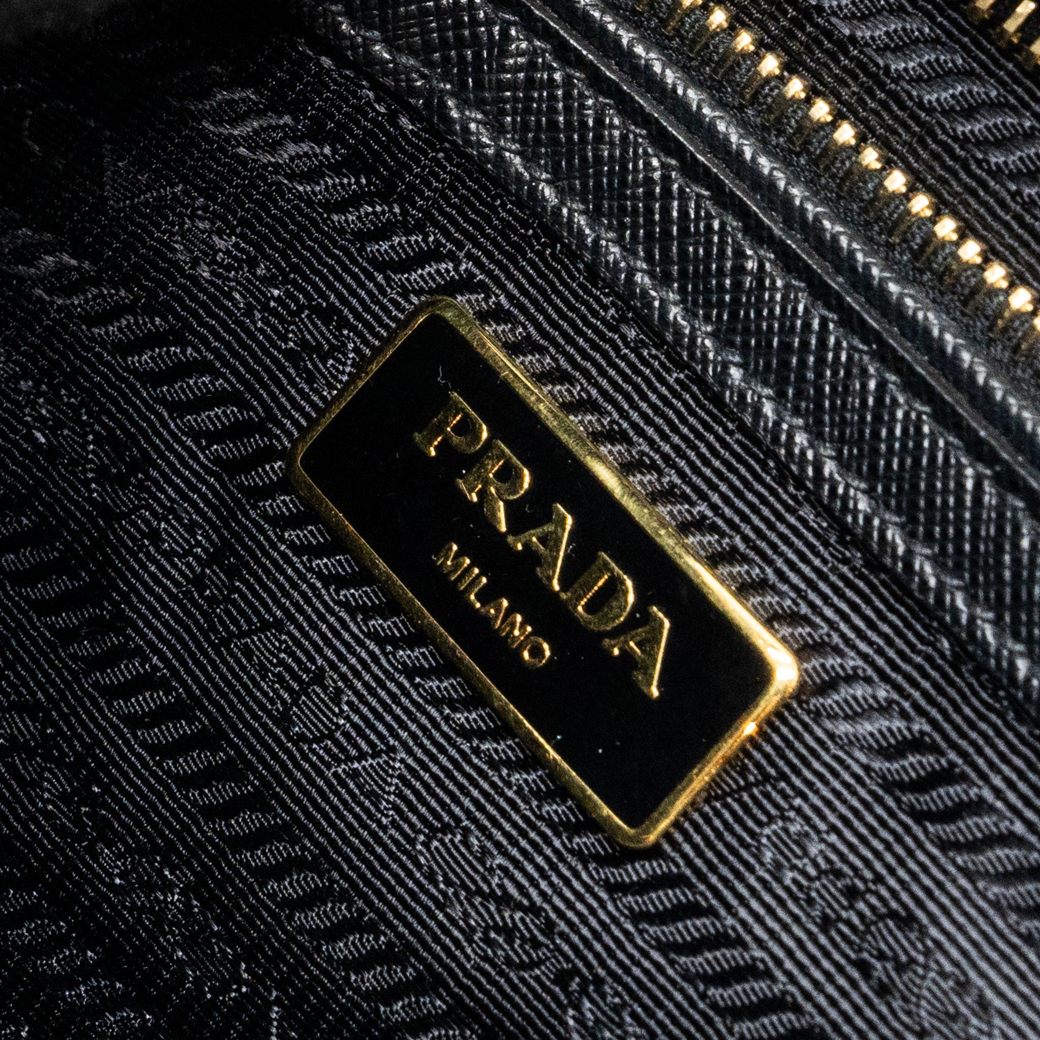 PRADA SAFFIANO TOTE BAG LEATHER BLACK GHW