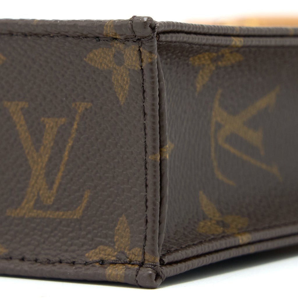 LOUIS VUITTON PETIT SAC PLAT MONOGRAM CANVAS GHW (NEW VERSION)