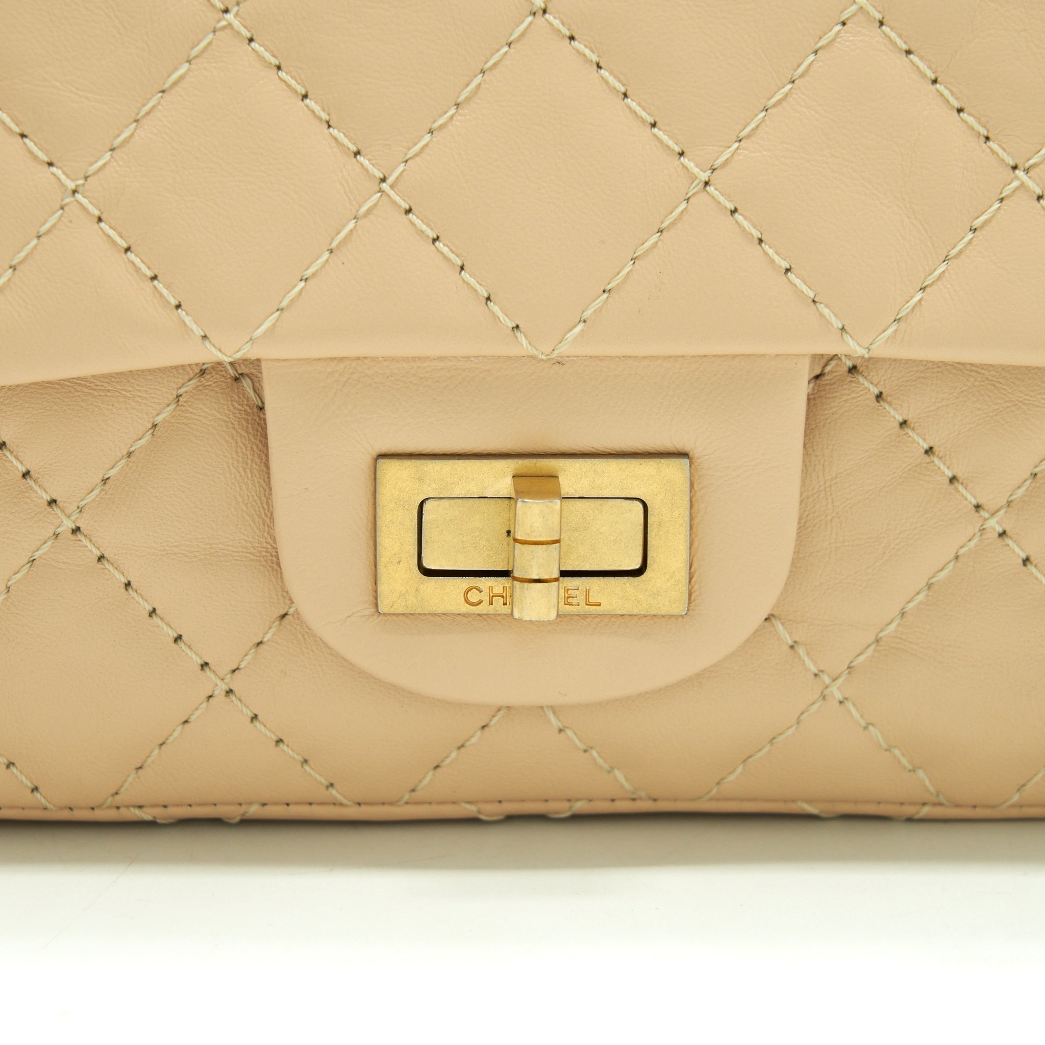 CHANEL 2.55 225 REISSUE DOUBLE FLAP BAG CALFSKIN LIGHT BEIGE GHW