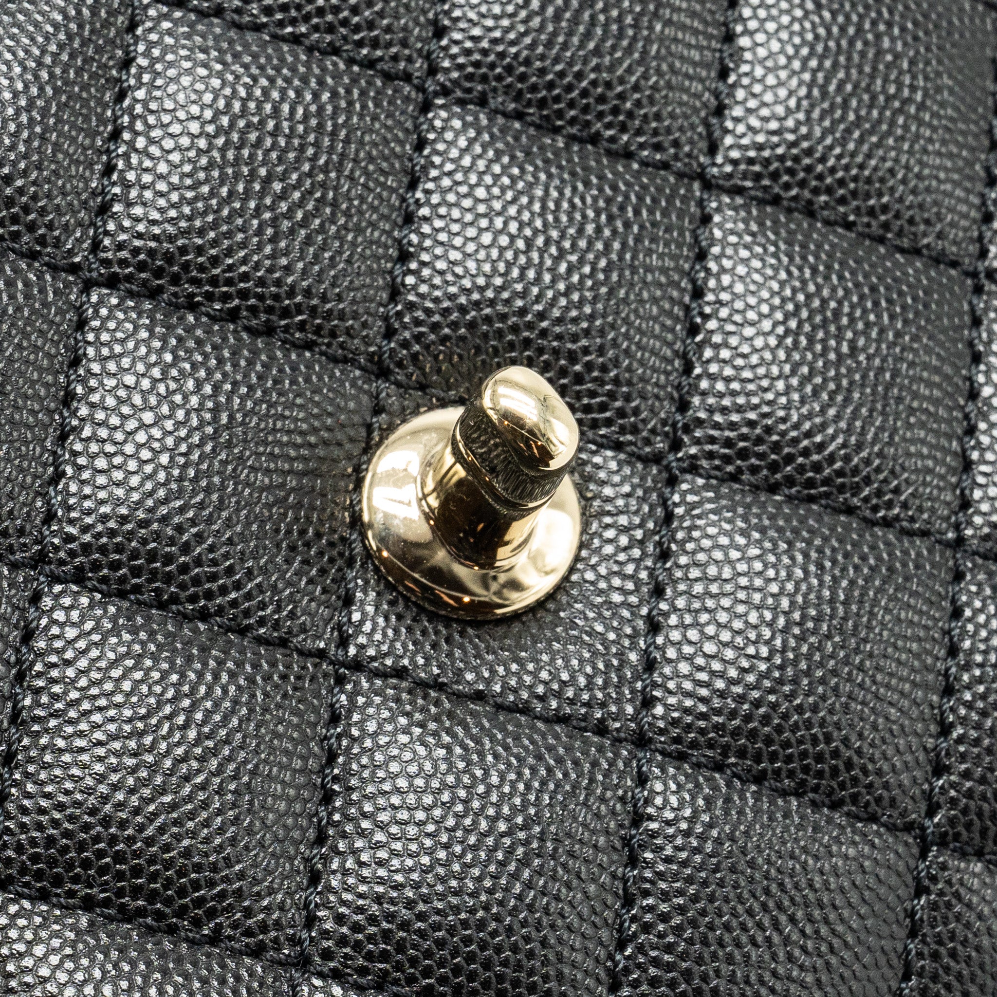 CHANEL SMALL COCO HANDLE WITH LIZARD EMBOSSED HANDLE CAVIAR BLACK LGHW
