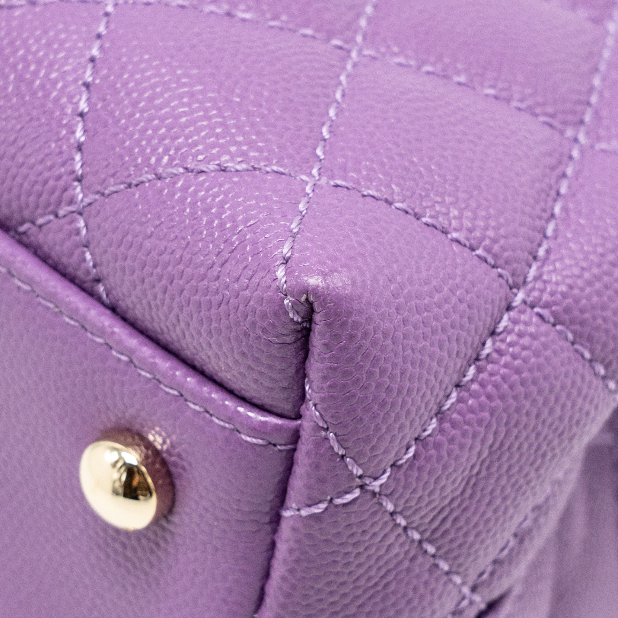 CHANEL SMALL COCO HANDLE CAVIAR PURPLE LGHW (MICROCHIP)