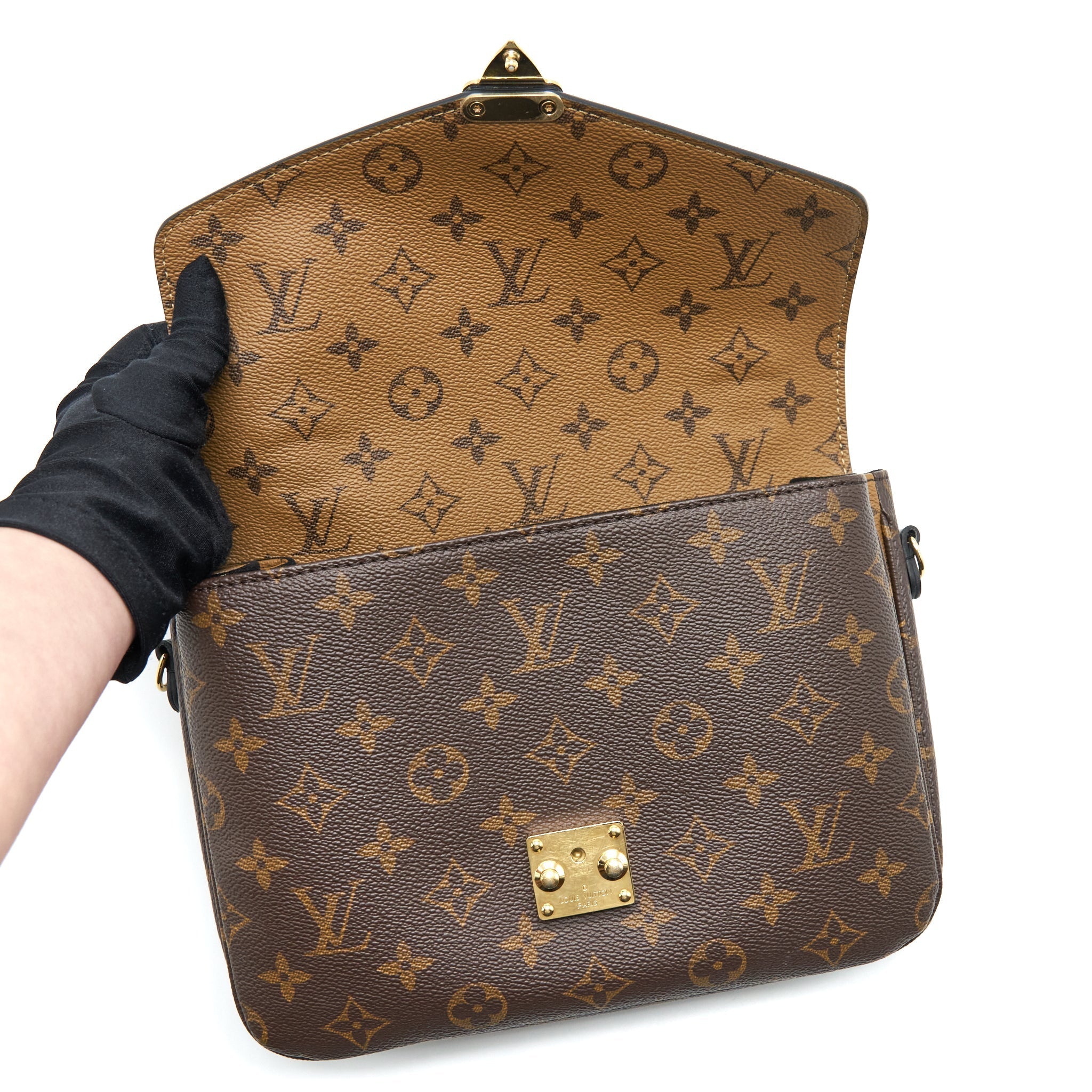LOUIS VUITTON POCHETTE MÉTIS REVERSE MONOGRAM CANVAS GHW
