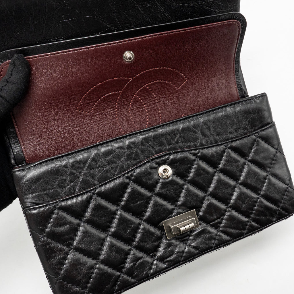 CHANEL SMALL 2.55 REISSUE FLAP BAG AGED CALFSKIN BLACK SHW (MICROCHIP)