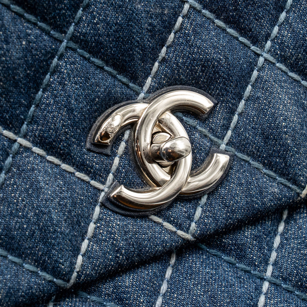 CHANEL MEDIUM COCO HANDLE DENIM/LEATHER BLUE SHW