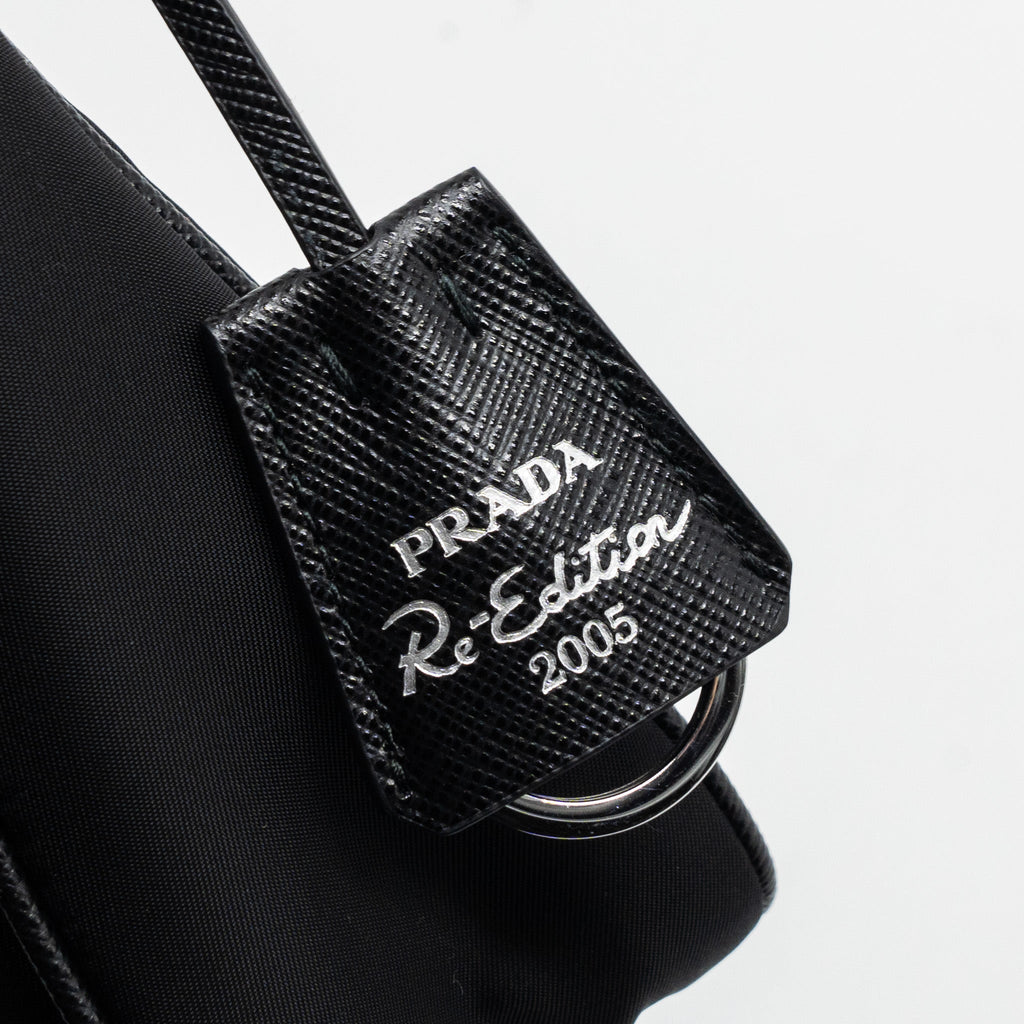 PRADA REEDITION 2005 NYLON BLACK SHW