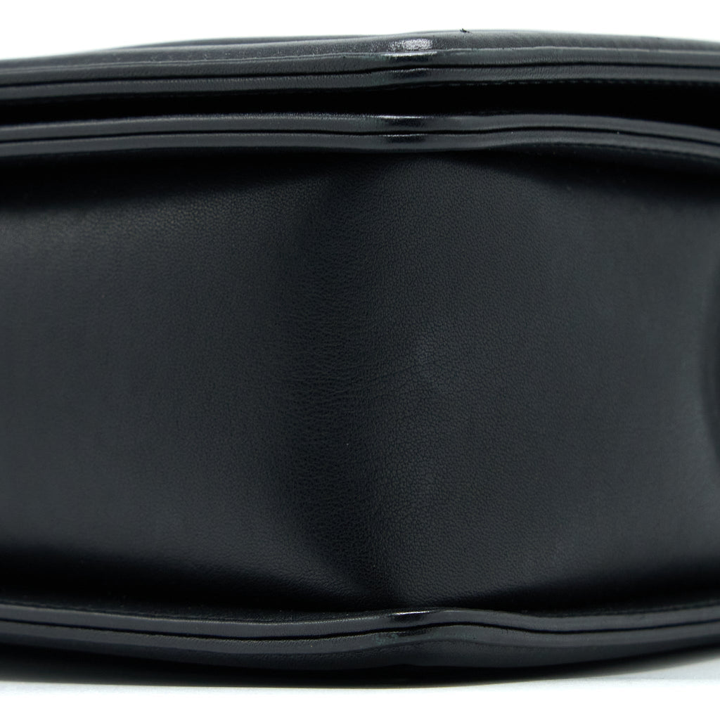 CHANEL NEW MEDIUM BOY BAG CHEVRON LAMBSKIN BLACK SHW