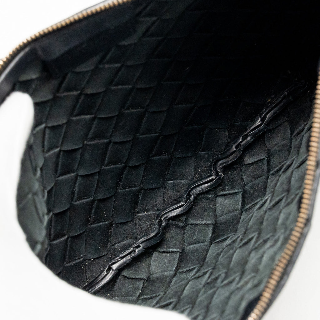 BOTTEGA VENETA MINI TURN POUCH LAMBSKIN BLACK GHW