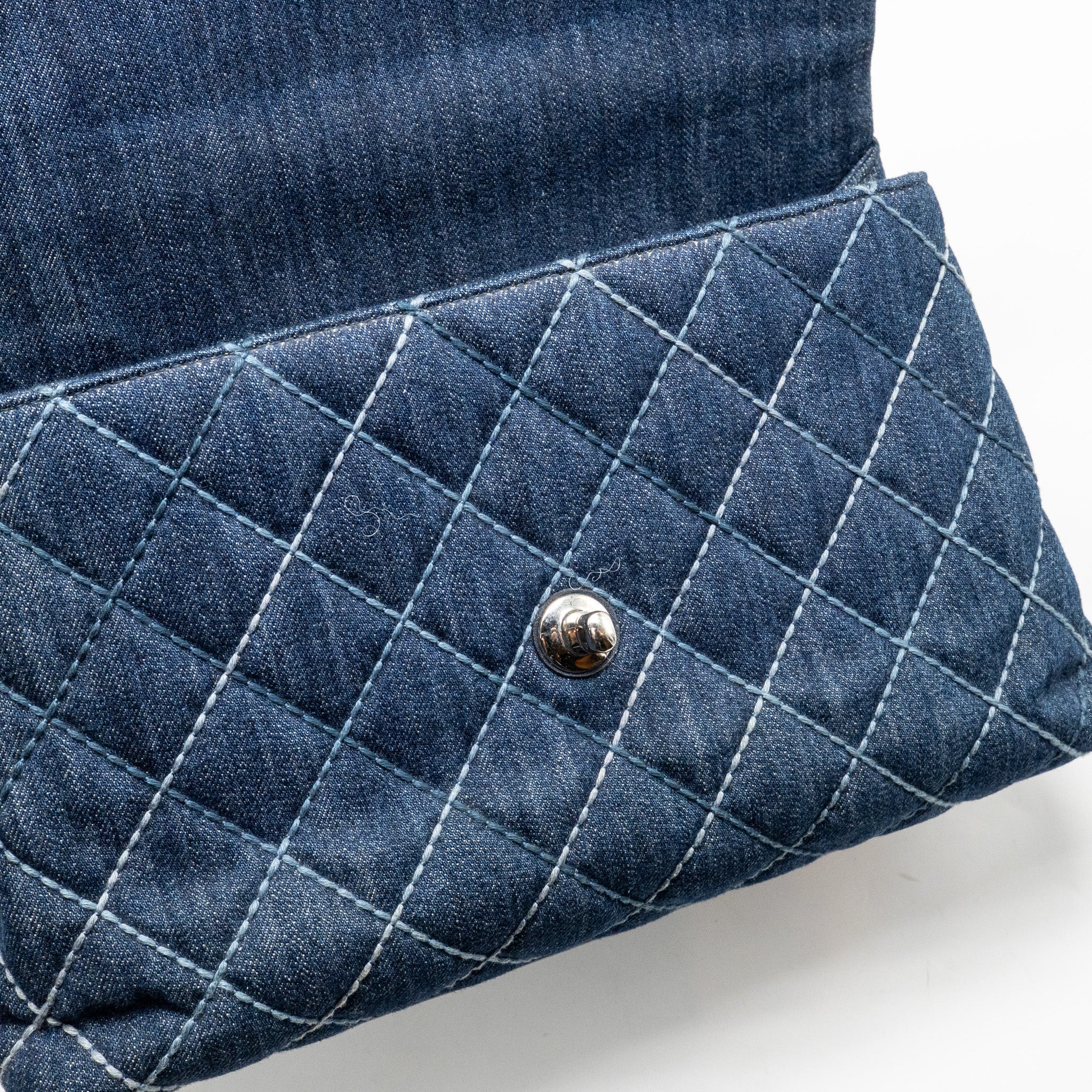 CHANEL MEDIUM COCO HANDLE DENIM/LEATHER BLUE SHW