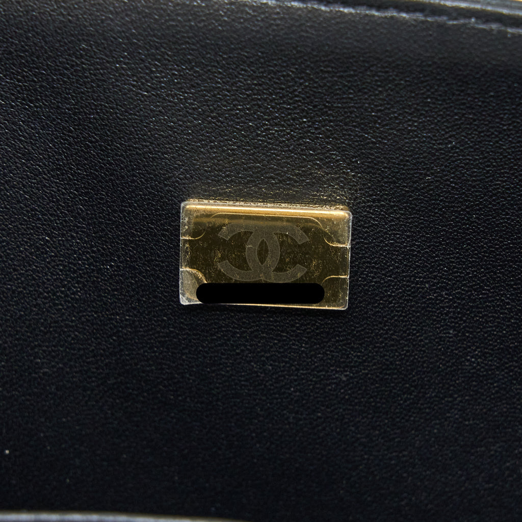 CHANEL MEDIUM CLASSIC FLAP BAG LAMBSKIN BLACK RGHW (MICROCHIP)
