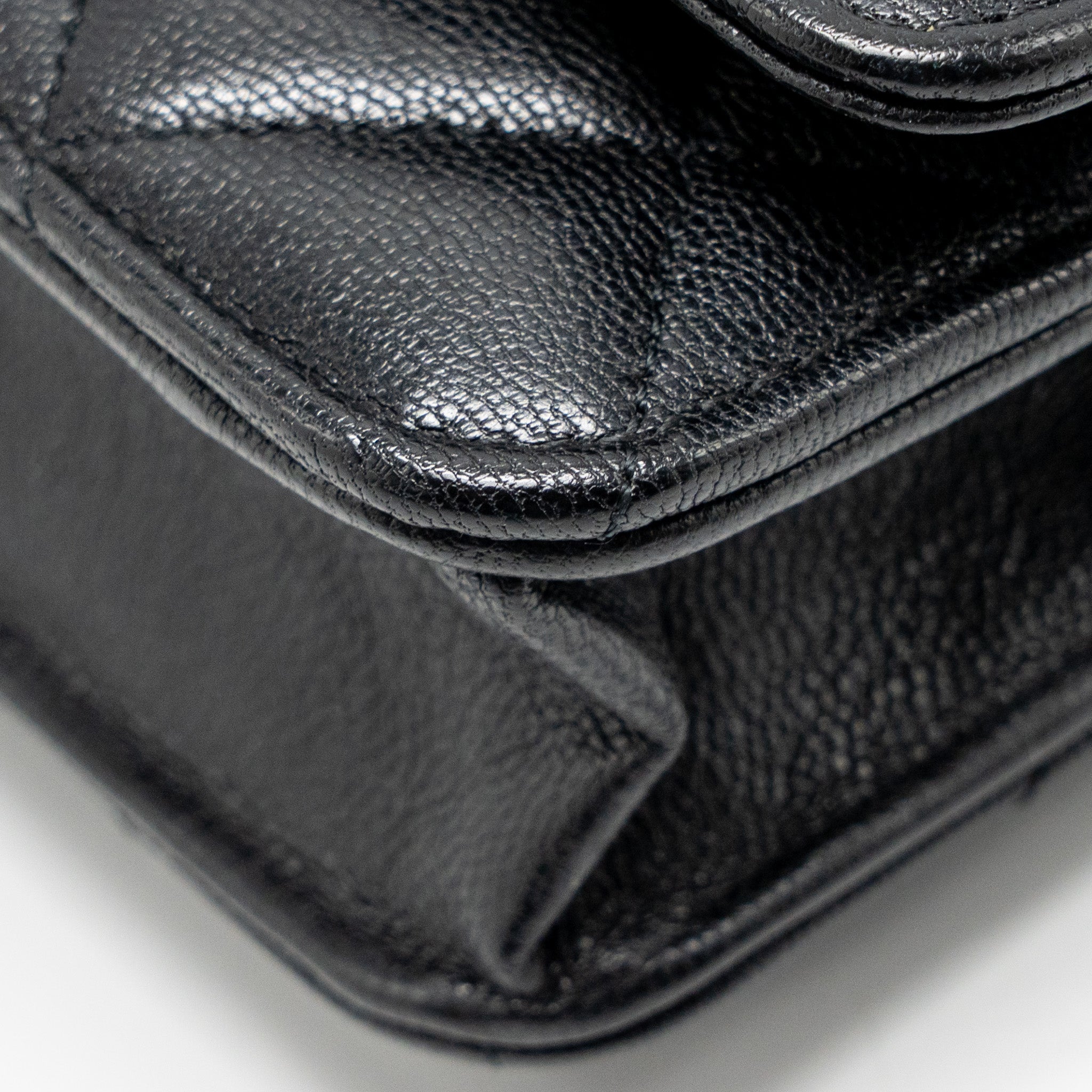 CHANEL DETAILED STRAP WALLET ON CHAIN LAMBSKIN BLACK WITH MULTICOLOUR HARDWARE (MICROCHIP)