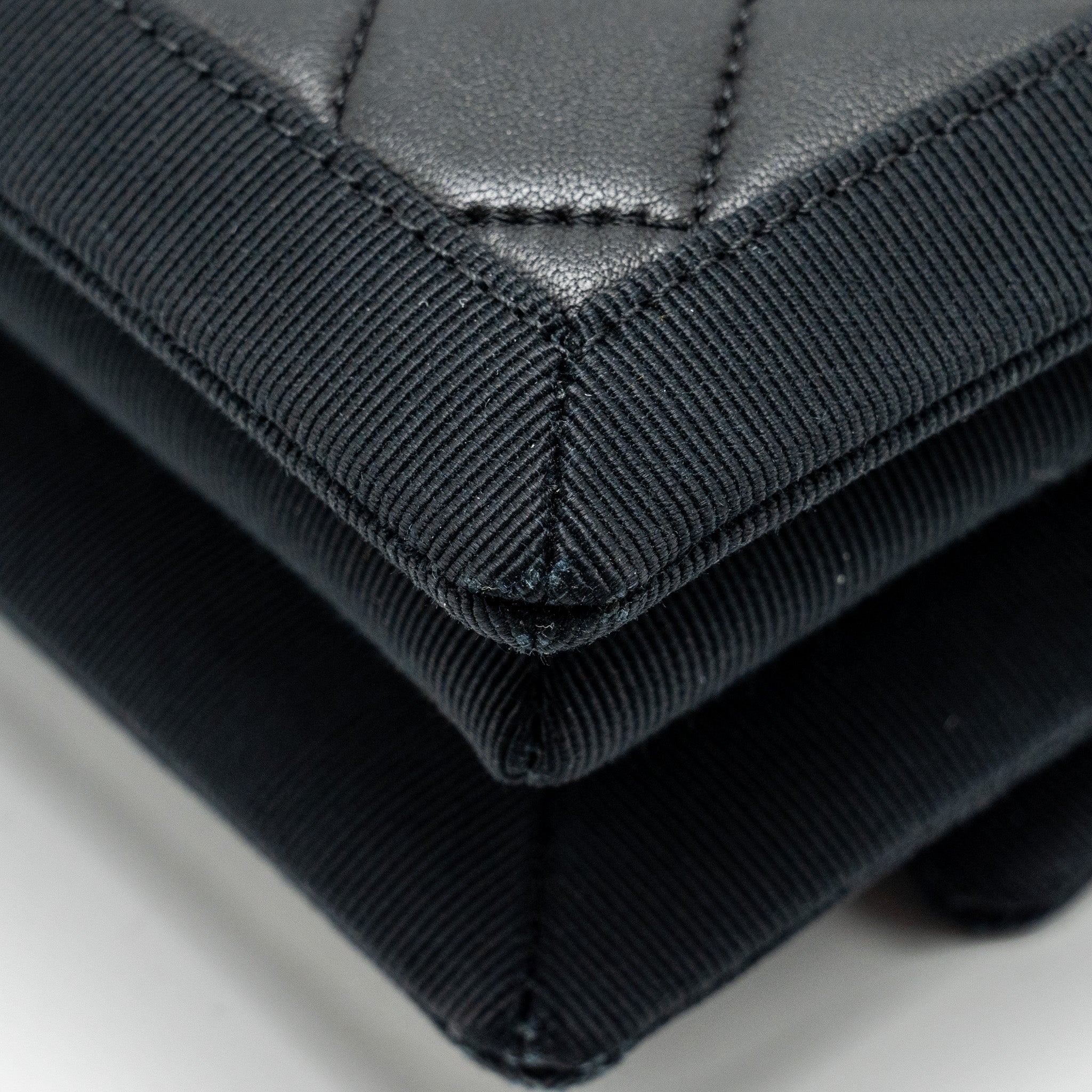 CHANEL QUILTED FLAP BAG LAMBSKIN/FABRIC SO BLACK