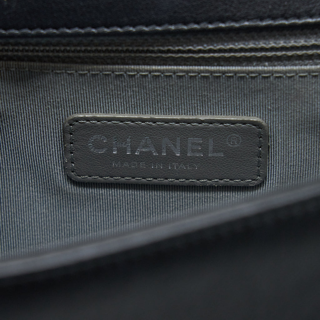 CHANEL NEW MEDIUM BOY BAG CHEVRON LAMBSKIN BLACK SHW