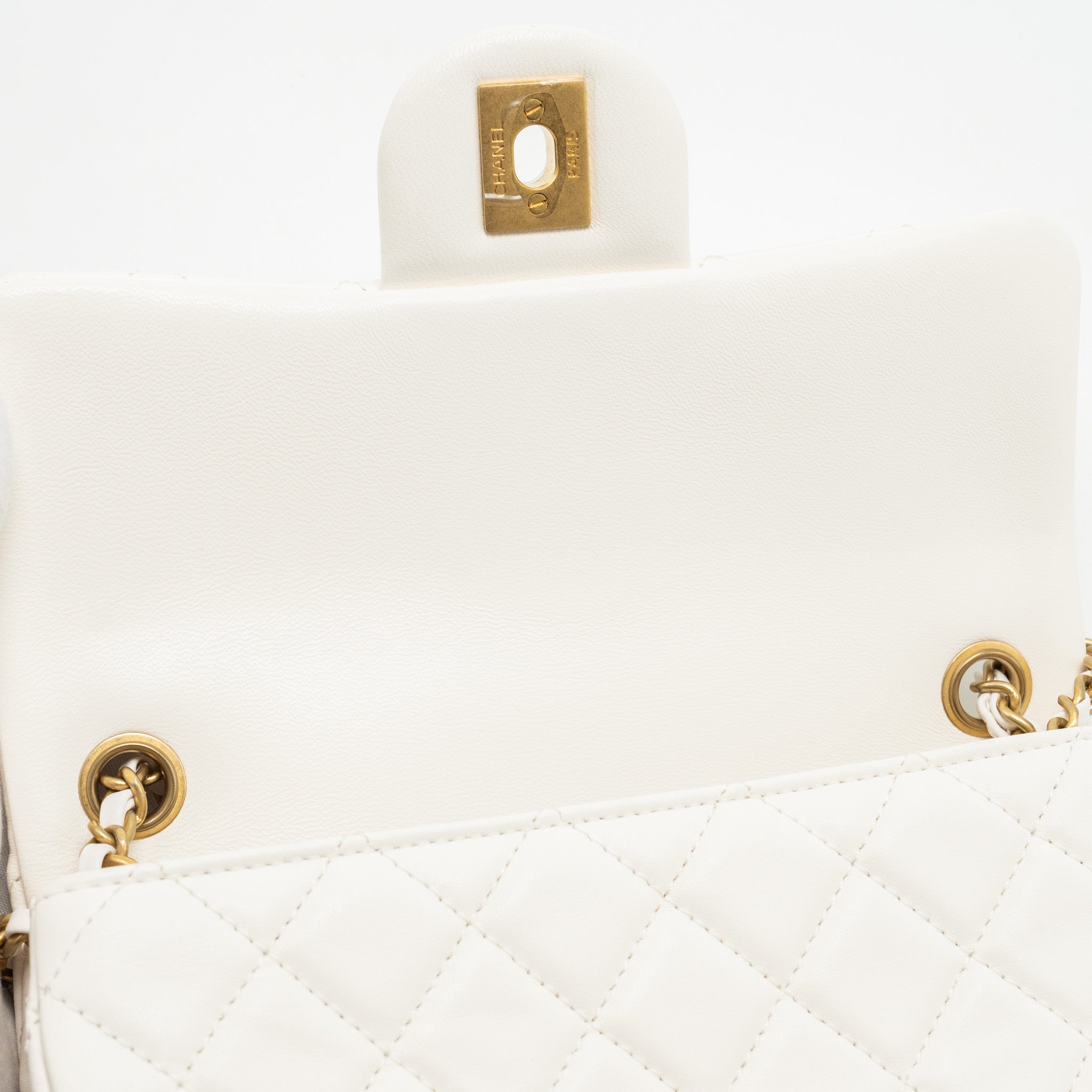 CHANEL PEARL CRUSH MINI RECTANGULAR FLAP BAG LAMBSKIN WHITE GHW(MICROCHIP)