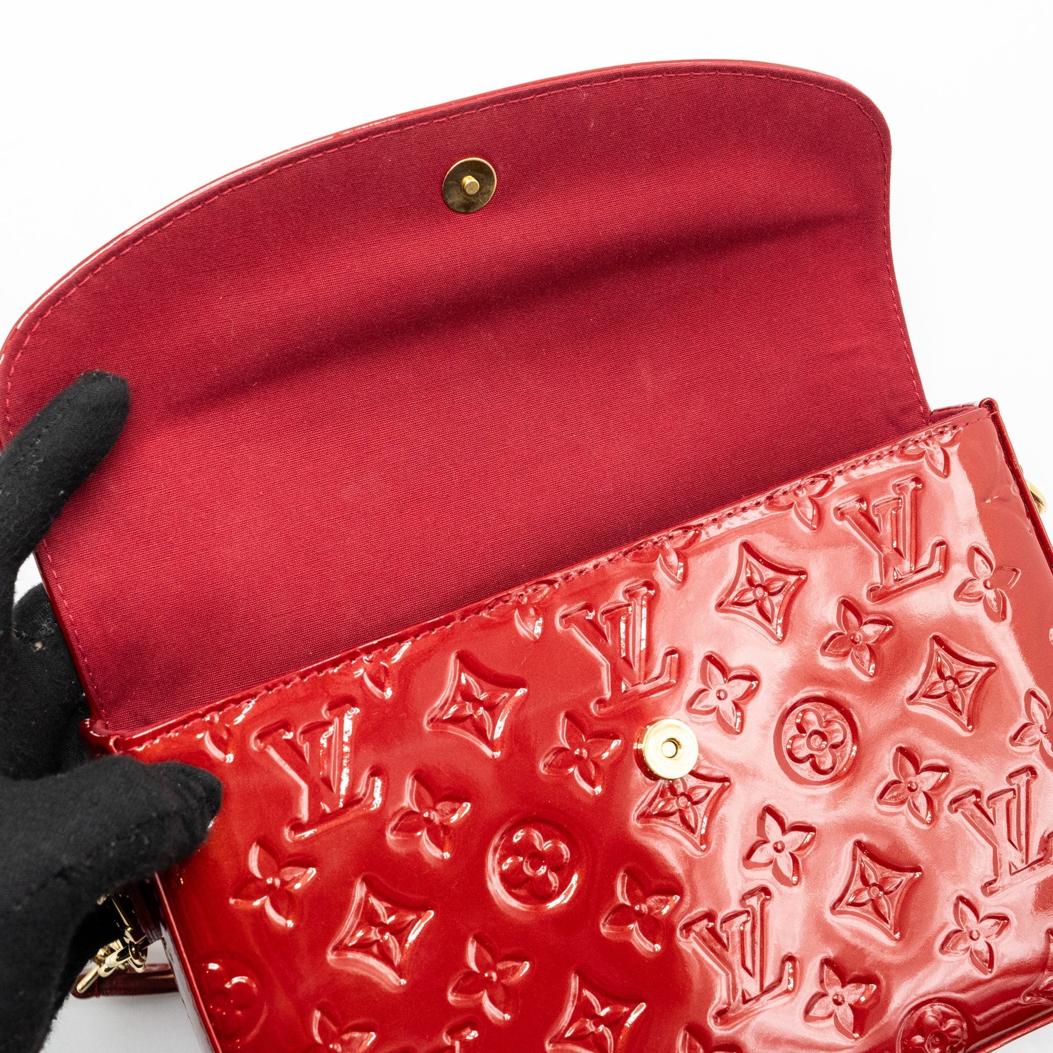 LOUIS VUITTON FLAP SHOULDER EVENING BAG PATENT LEATHER RED GHW