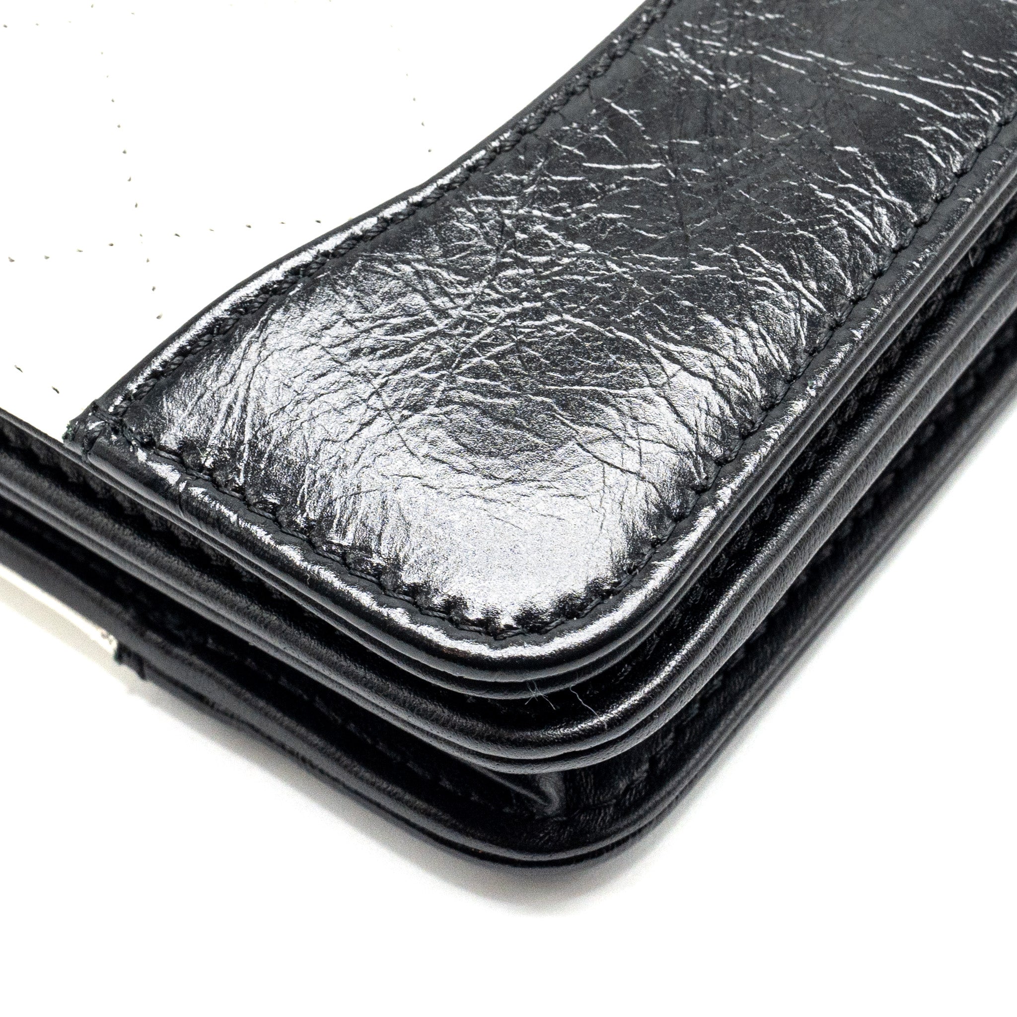 CHANEL GABRIELLE WALLET ON CHAIN CALFSKIN WHITE / BLACK MULTICOLOUR HARDWARE