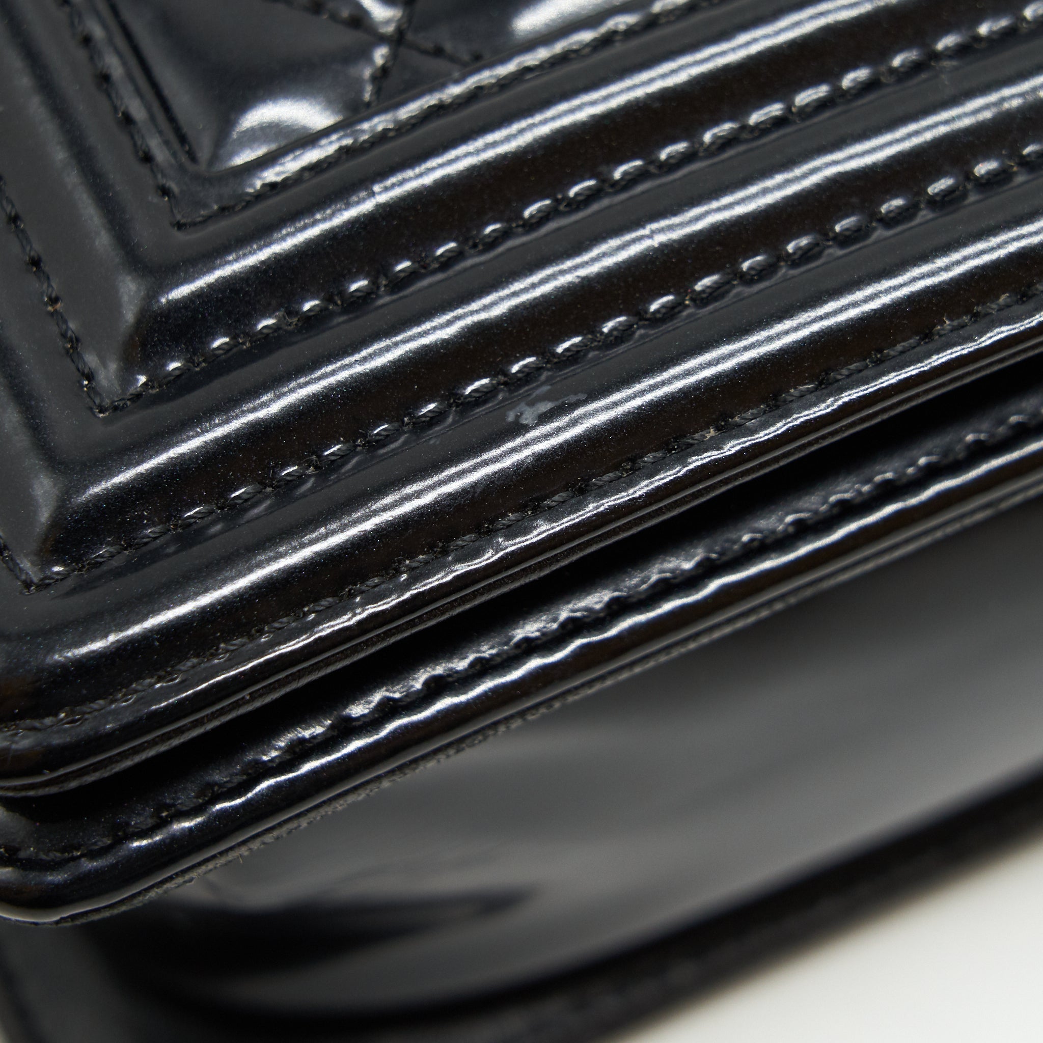 CHANEL MEDIUM LE BOY PATENT LEATHER BLACK LGHW