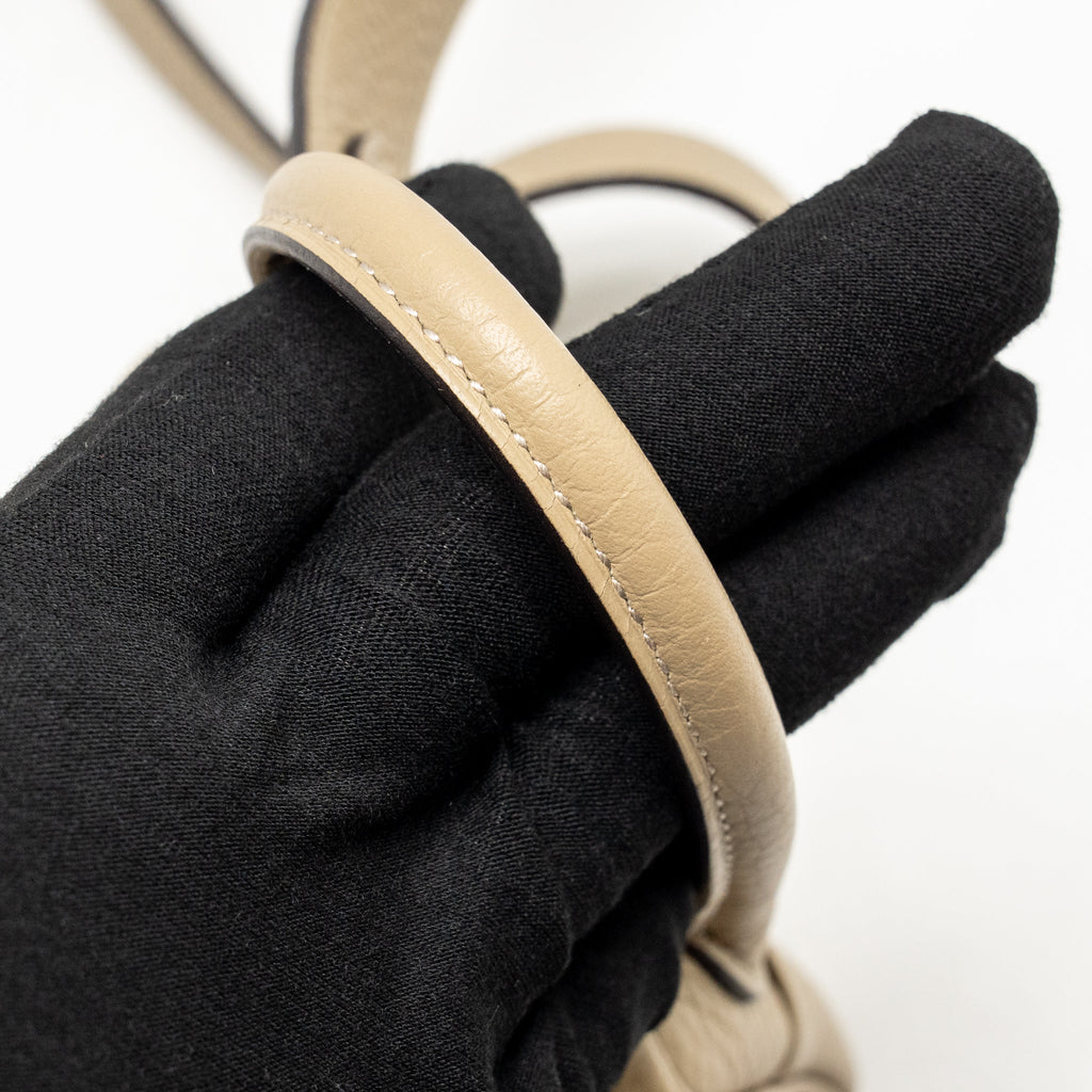 HERMES MINI LINDY CLEMENCE TRENCH GHW