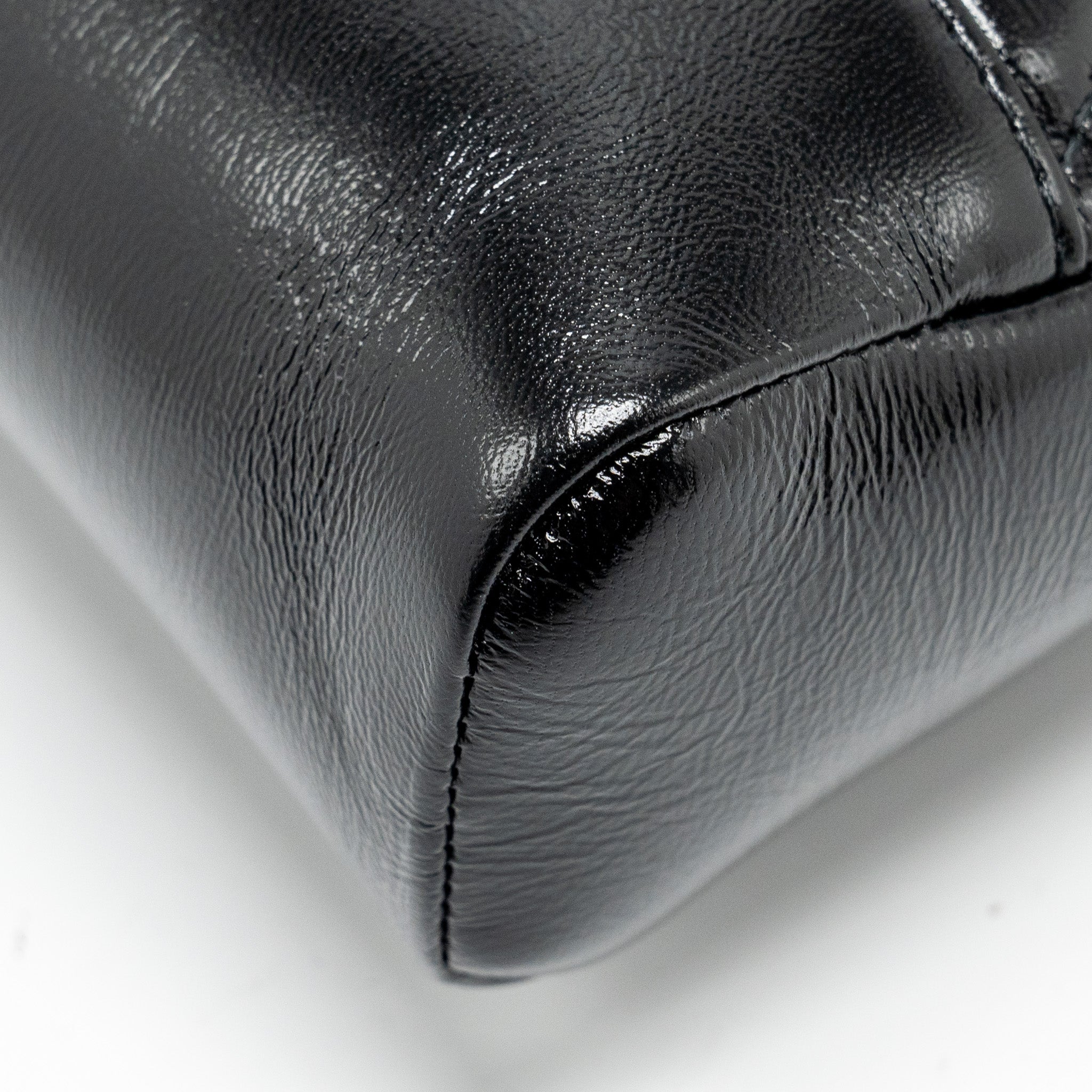 CHANEL MINI 31 BAG SHINY CALFSKIN BLACK LGHW (MICROCHIP)