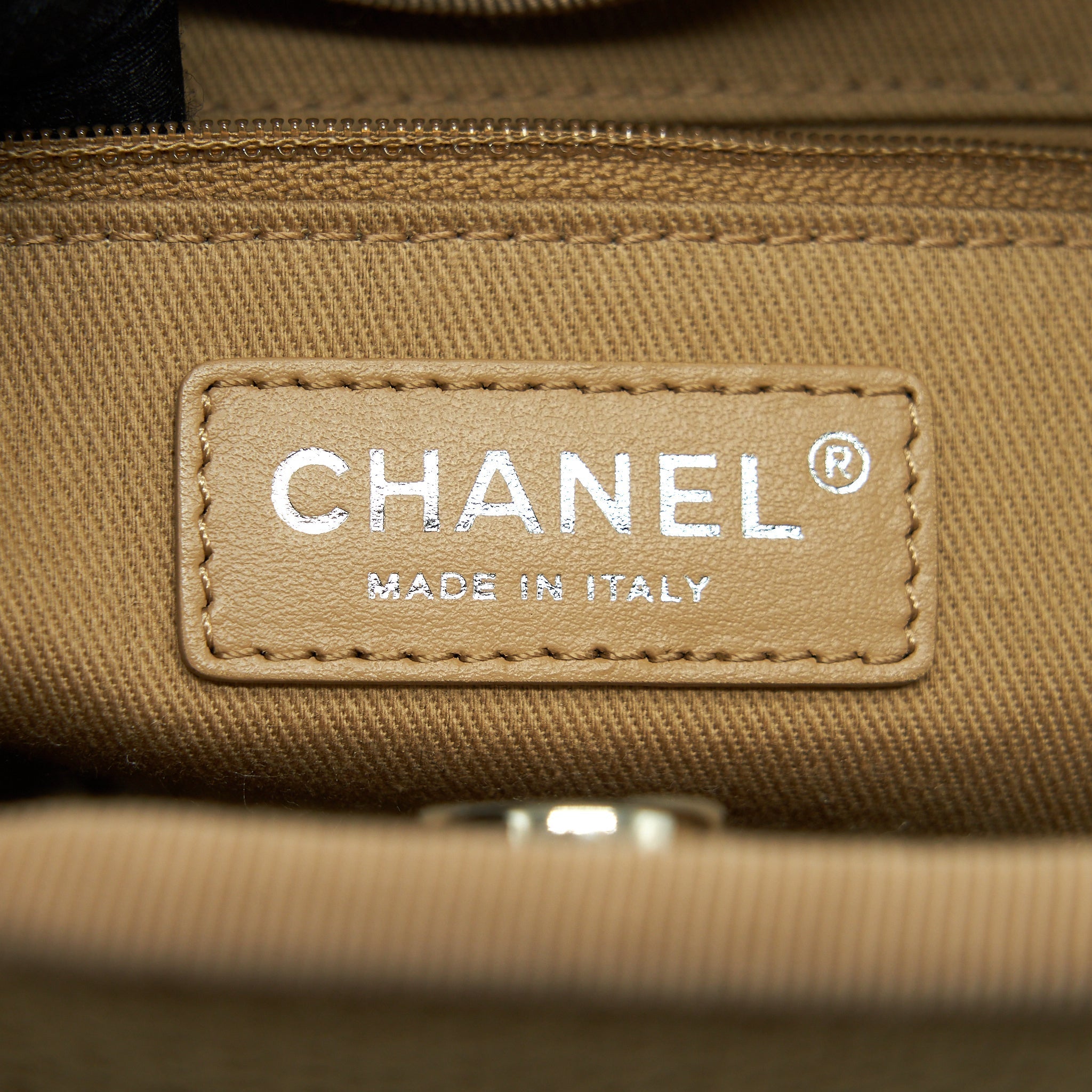 CHANEL DEAUVILLE PM CHAIN TOTE BAG CANVAS DARK BEIGE SHW (MICROCHIP)