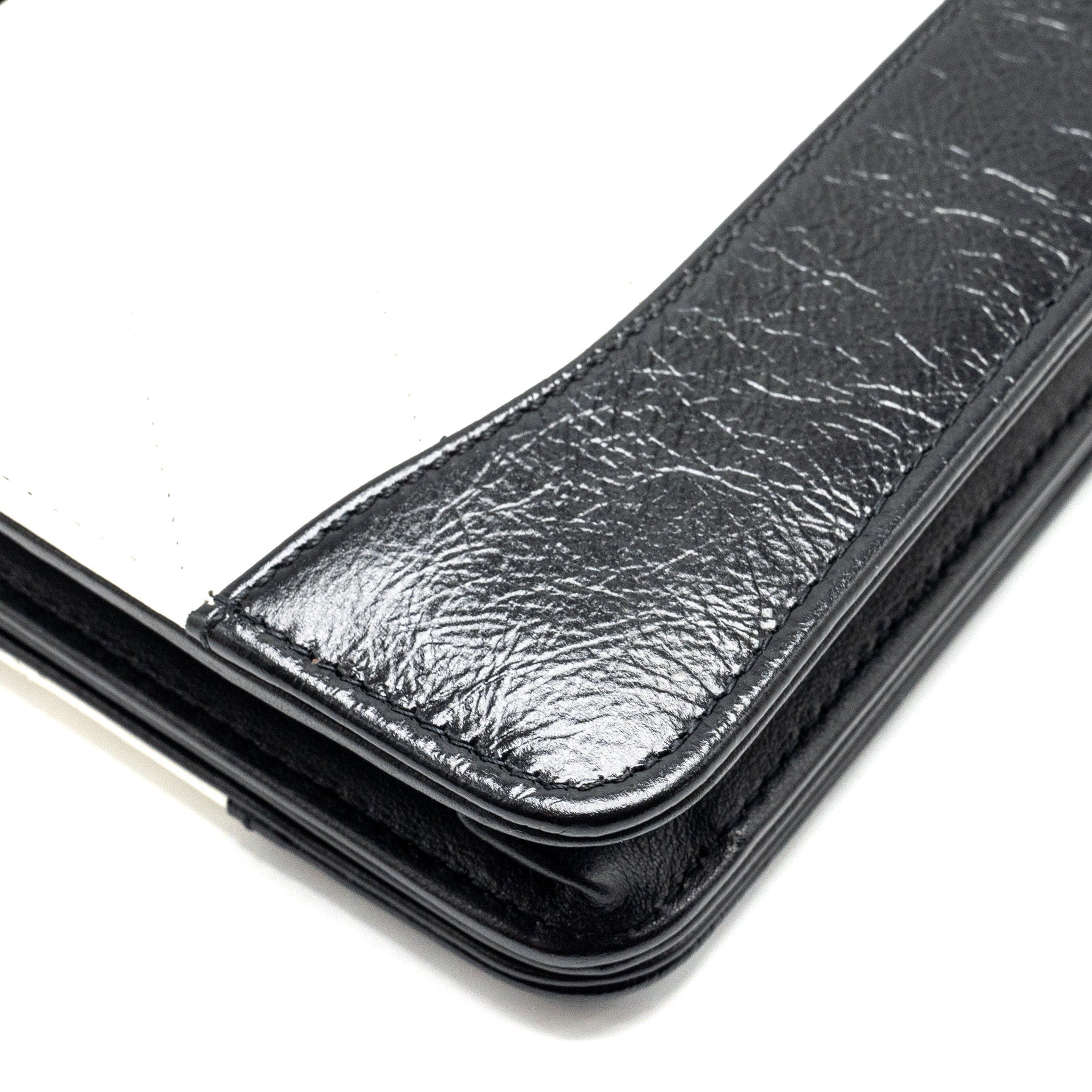 CHANEL GABRIELLE WALLET ON CHAIN CALFSKIN WHITE / BLACK MULTICOLOUR HARDWARE