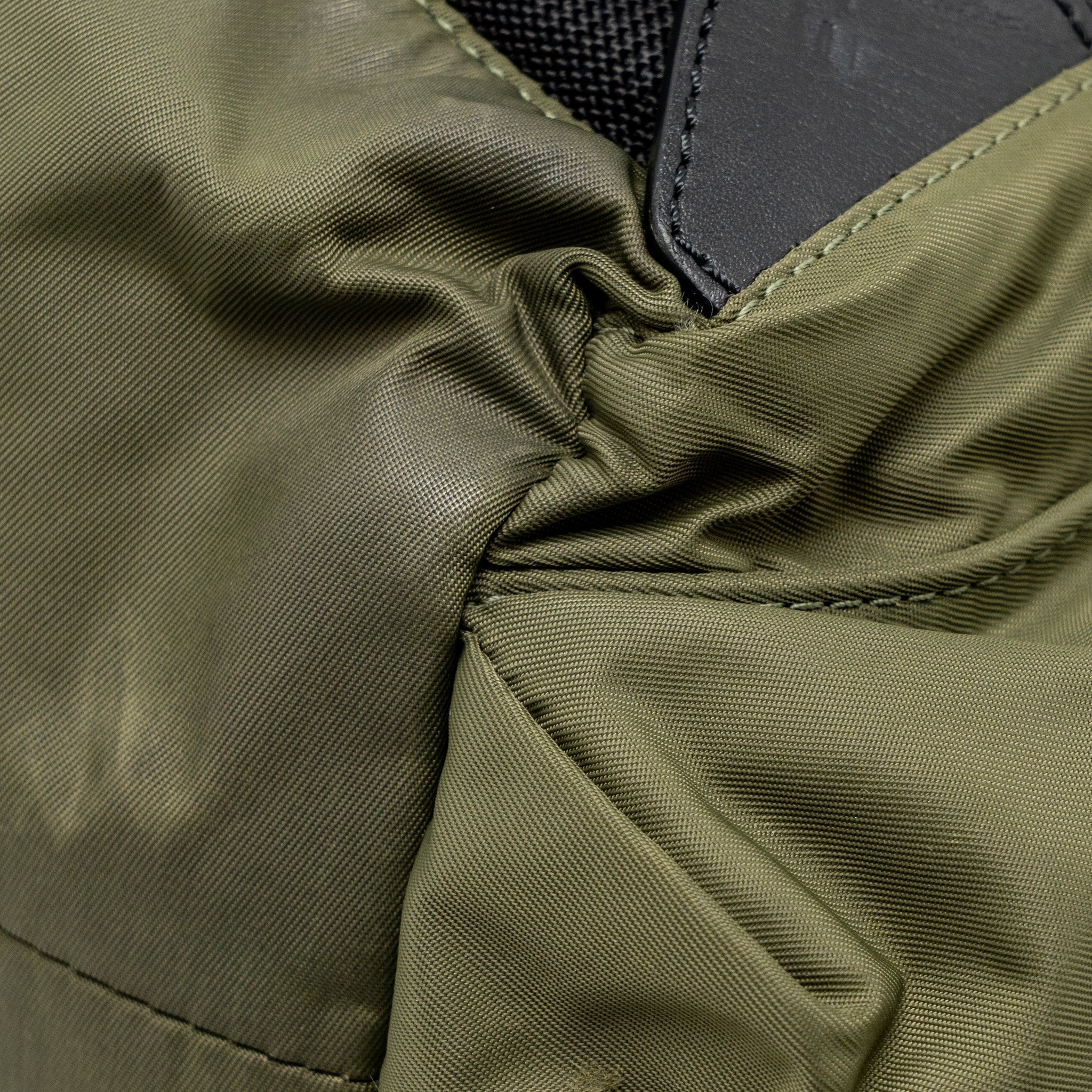 BURBERRY PATCHES RUCKSACK MEDIUM BACKPACK NYLON DARK GREEN GHW
