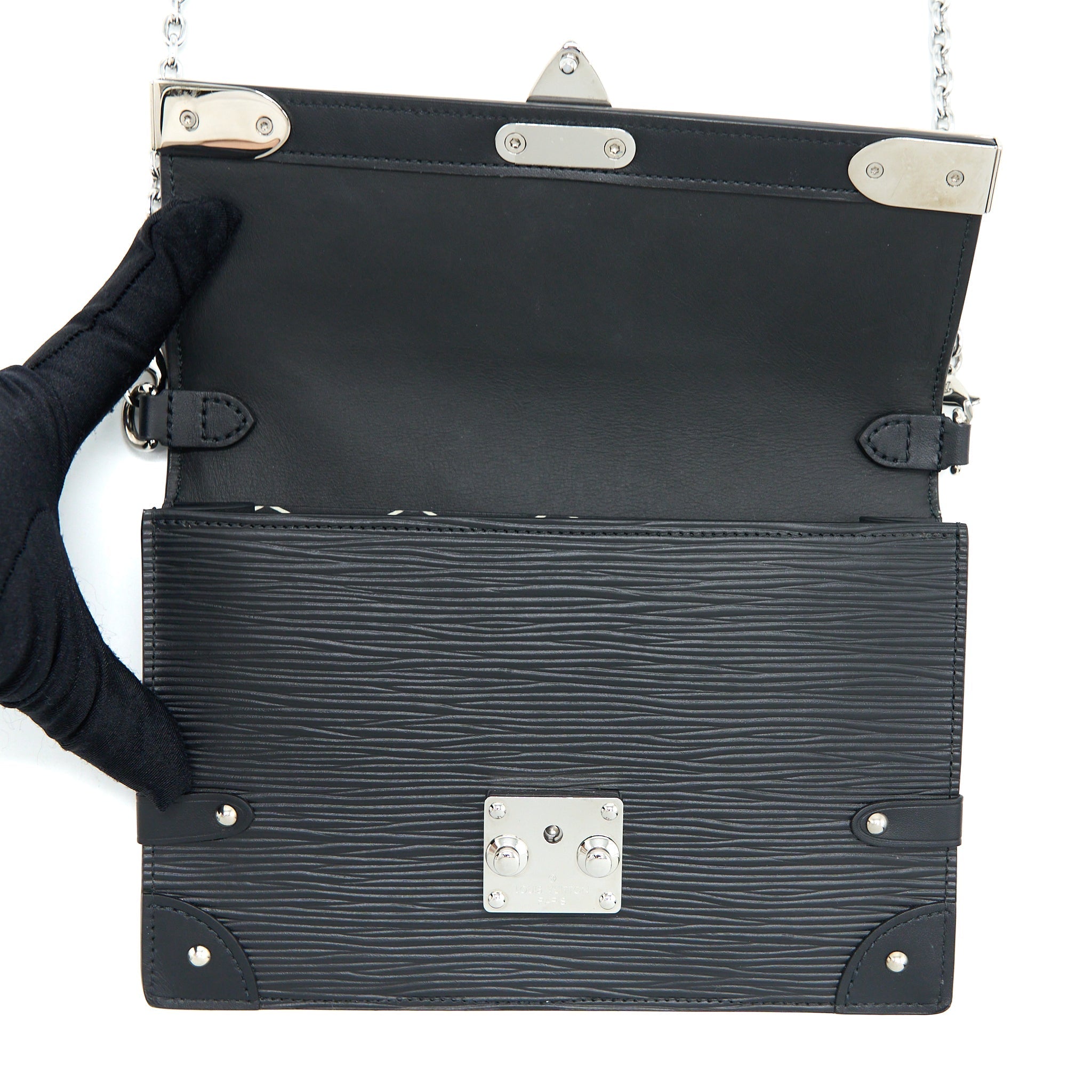 LOUIS VUITTON TRUNK CHAIN WALLET EPI BLACK SHW
