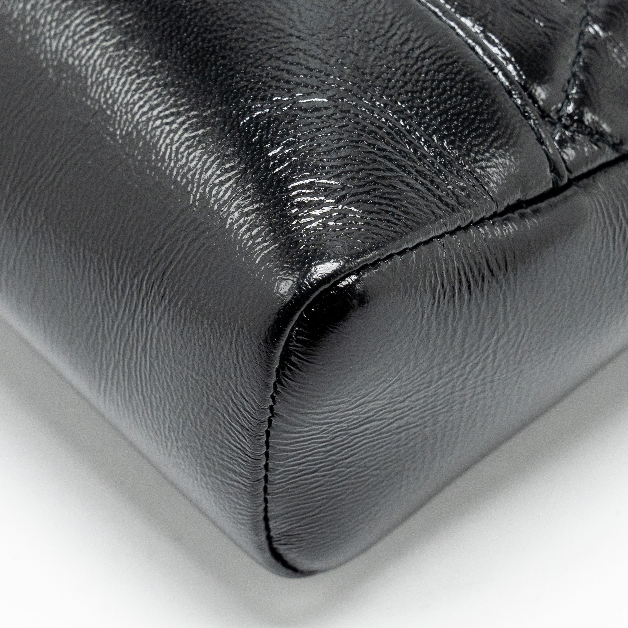 CHANEL MINI 31 BAG SHINY CALFSKIN BLACK LGHW (MICROCHIP)