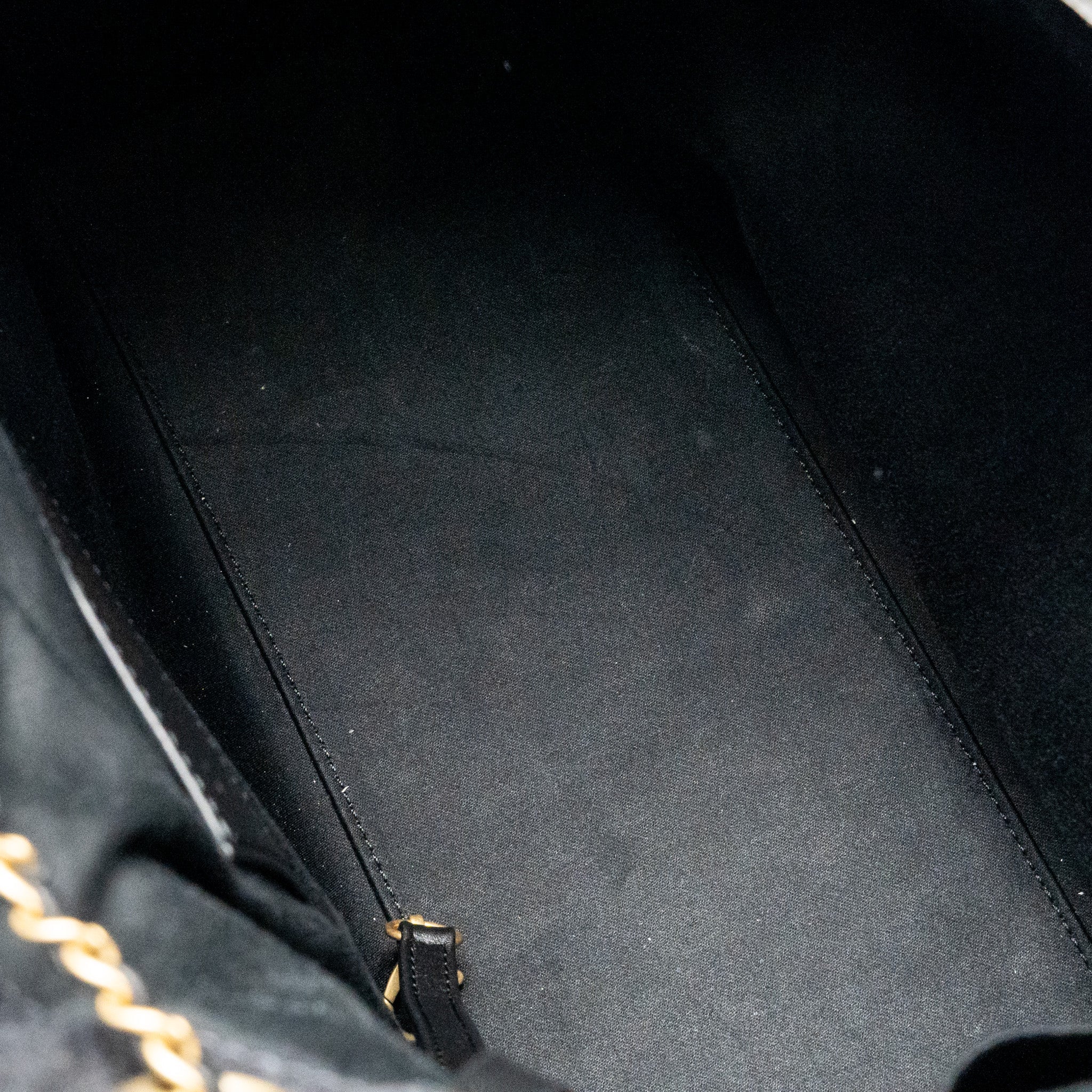CHANEL 25 MEDIUM HANDBAG WASHED DENIM BLACK GHW (MICROCHIP)