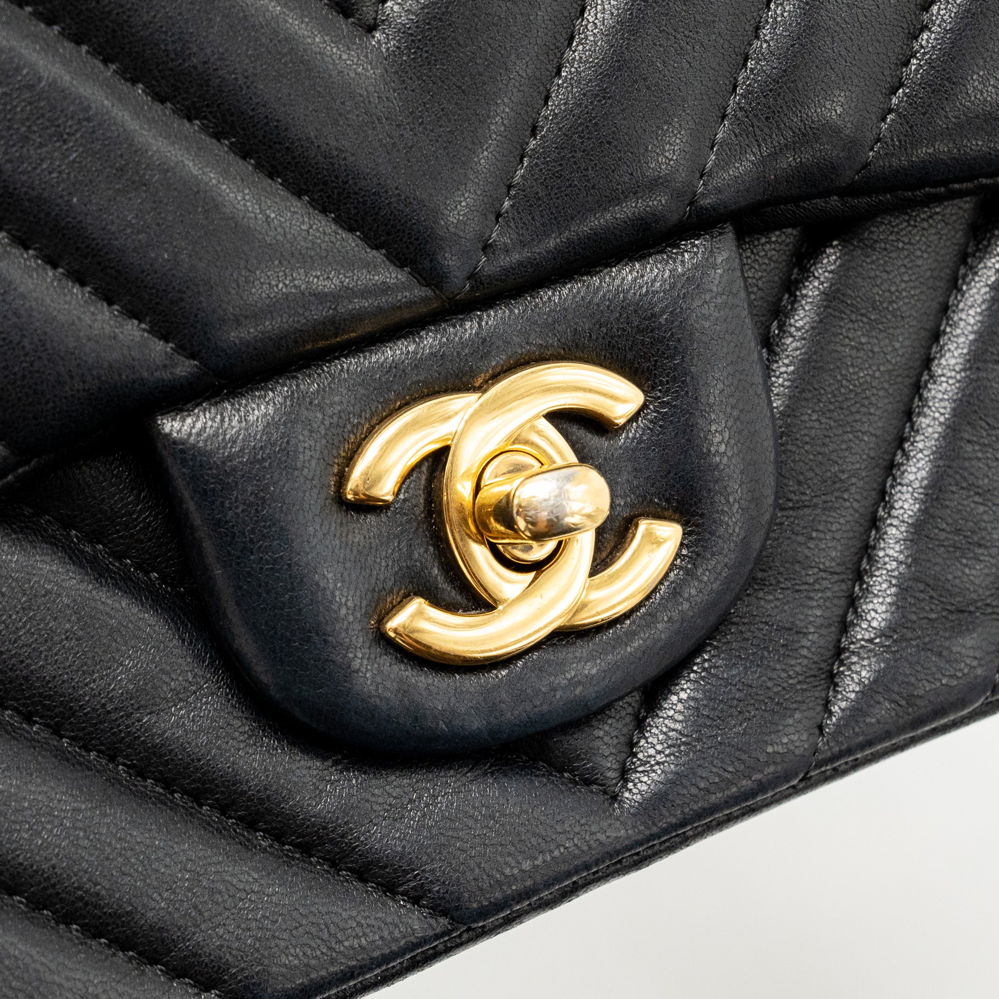 CHANEL MINI RECTANGULAR FLAP BAG CHEVRON LAMBSKIN BLACK GHW